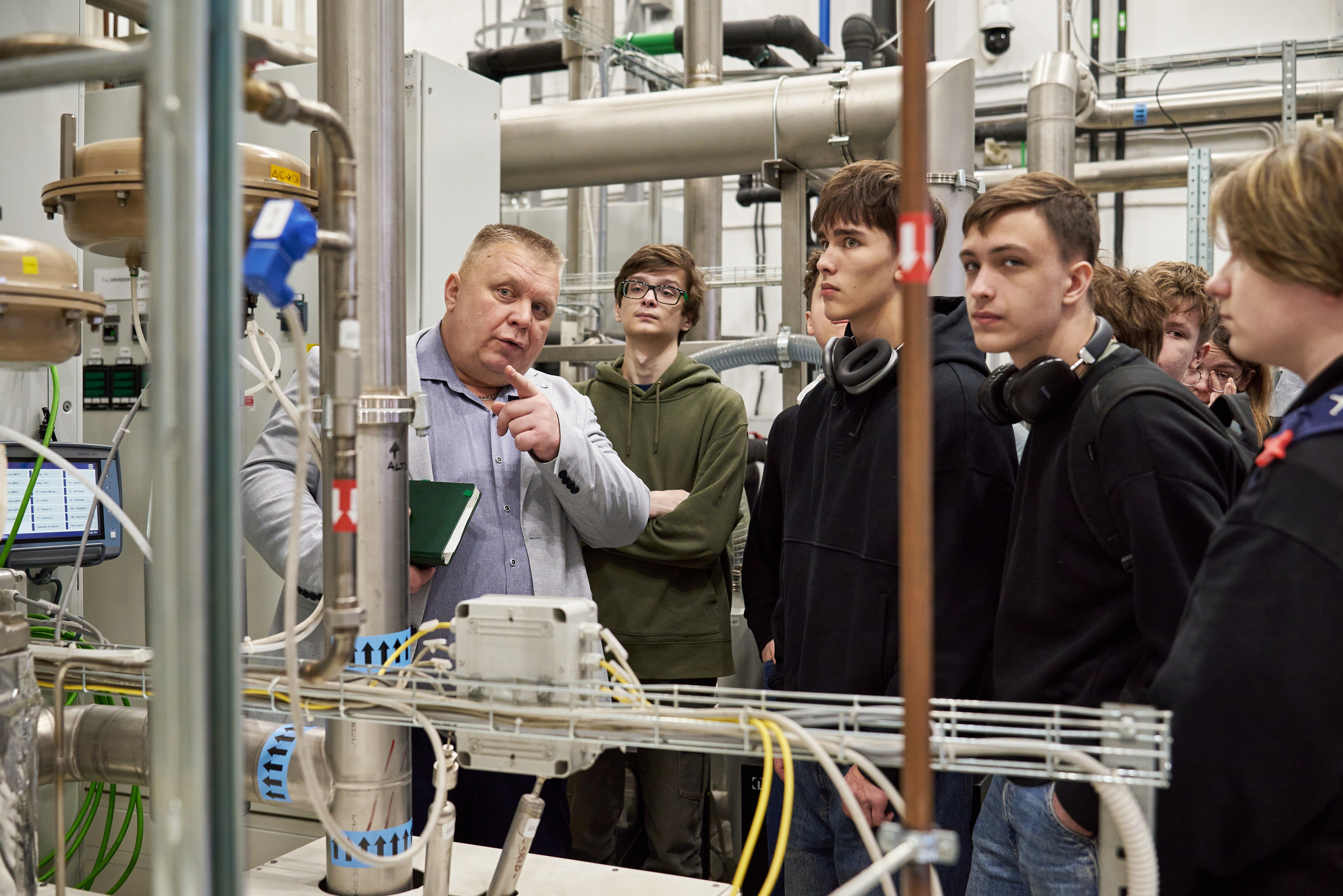 Экскурсия в «Газпром Космические системы». Фотограф Щёлково