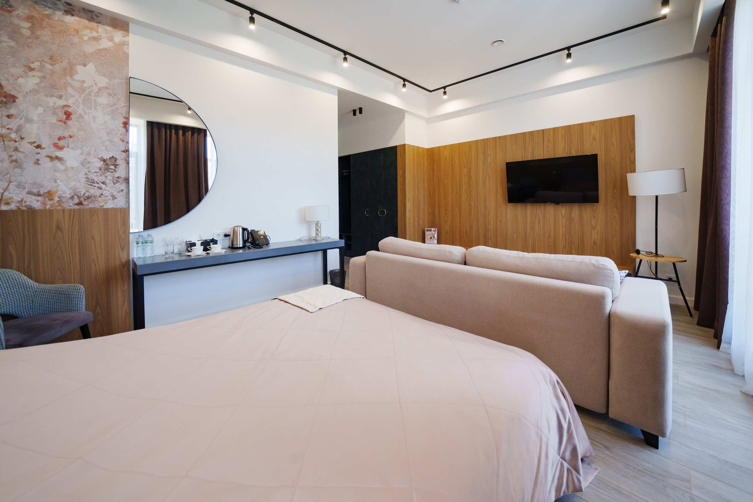 Интерьерная съёмка Golden Hourse. Свадебный и семейный фотограф в Ростове-на-Дону. Андрей Сайфутдинов