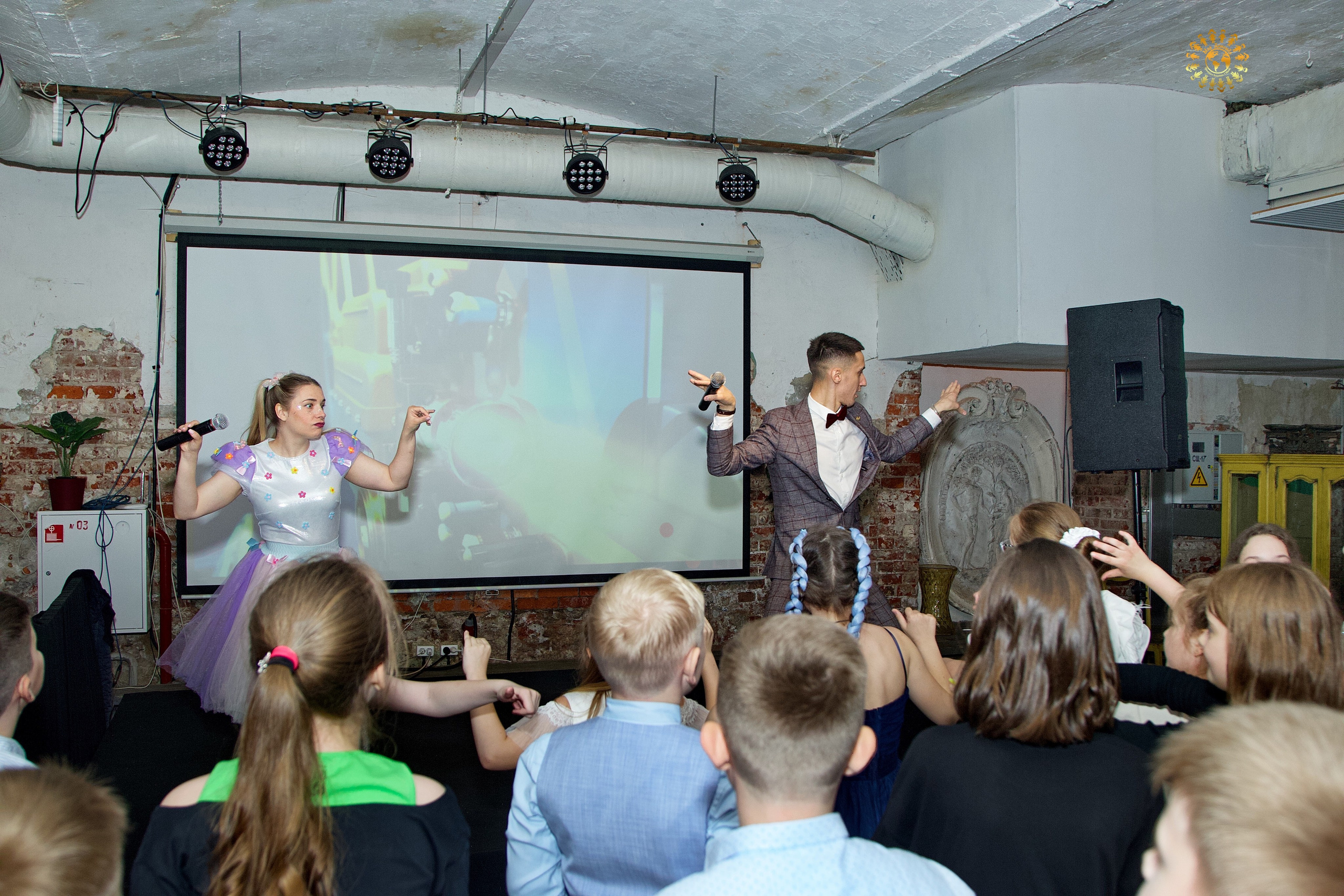 Выпускной 2023 (4-й класс, ММШ). Клуб Royal. Москва. Репортажная съемка в Москве и области. Анималистика