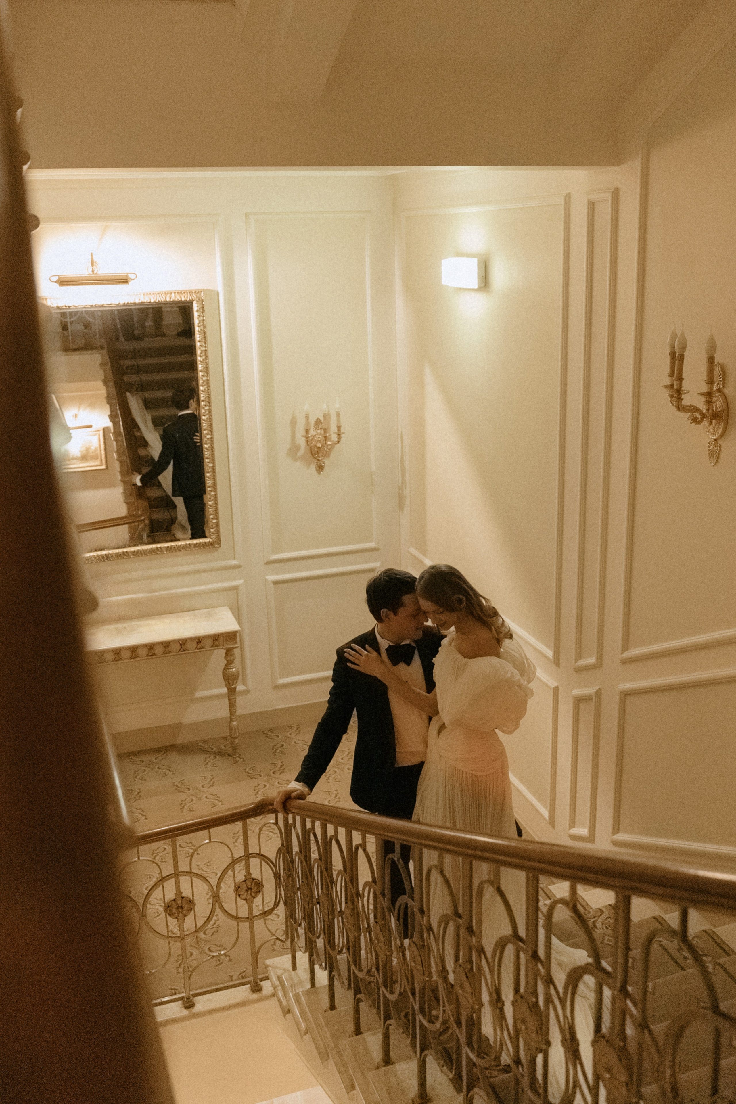 Свадебная фотосъемка в отеле Савой. Свадебный фотограф Москва