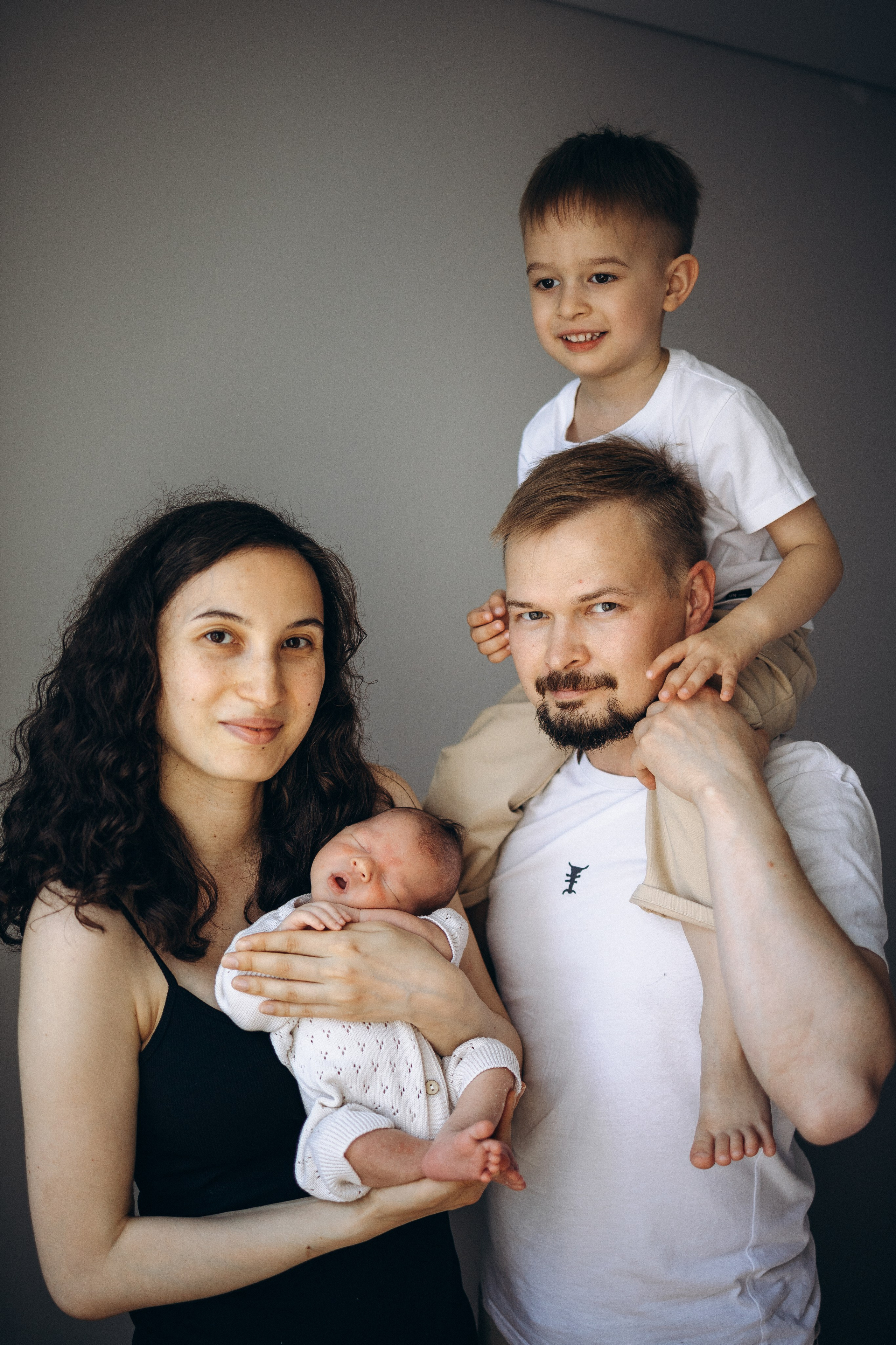 Мирон. Семейный фотограф новорожденных УФА Гульнара Зиновьева