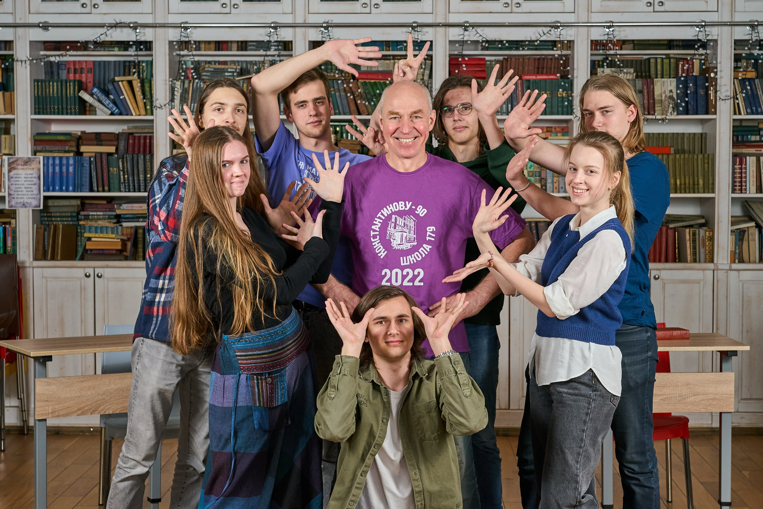 Фотограф выпускных альбомов школ. Контент-фотограф в Москве Тима Забабурин