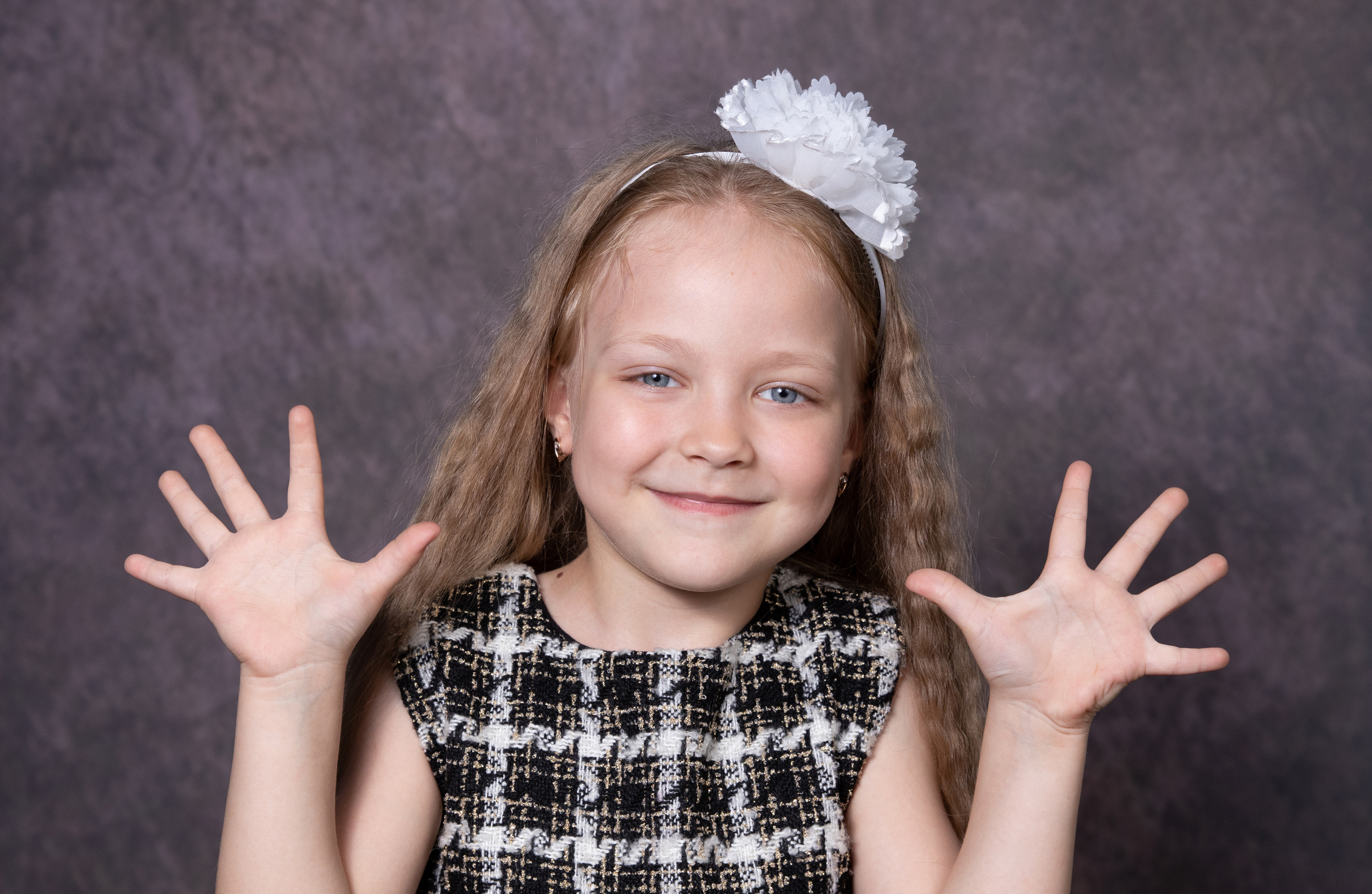 Стильные эмоциональные детские портреты. Детский фотограф в Алматы, виньетки, выпускной альбом Алматы