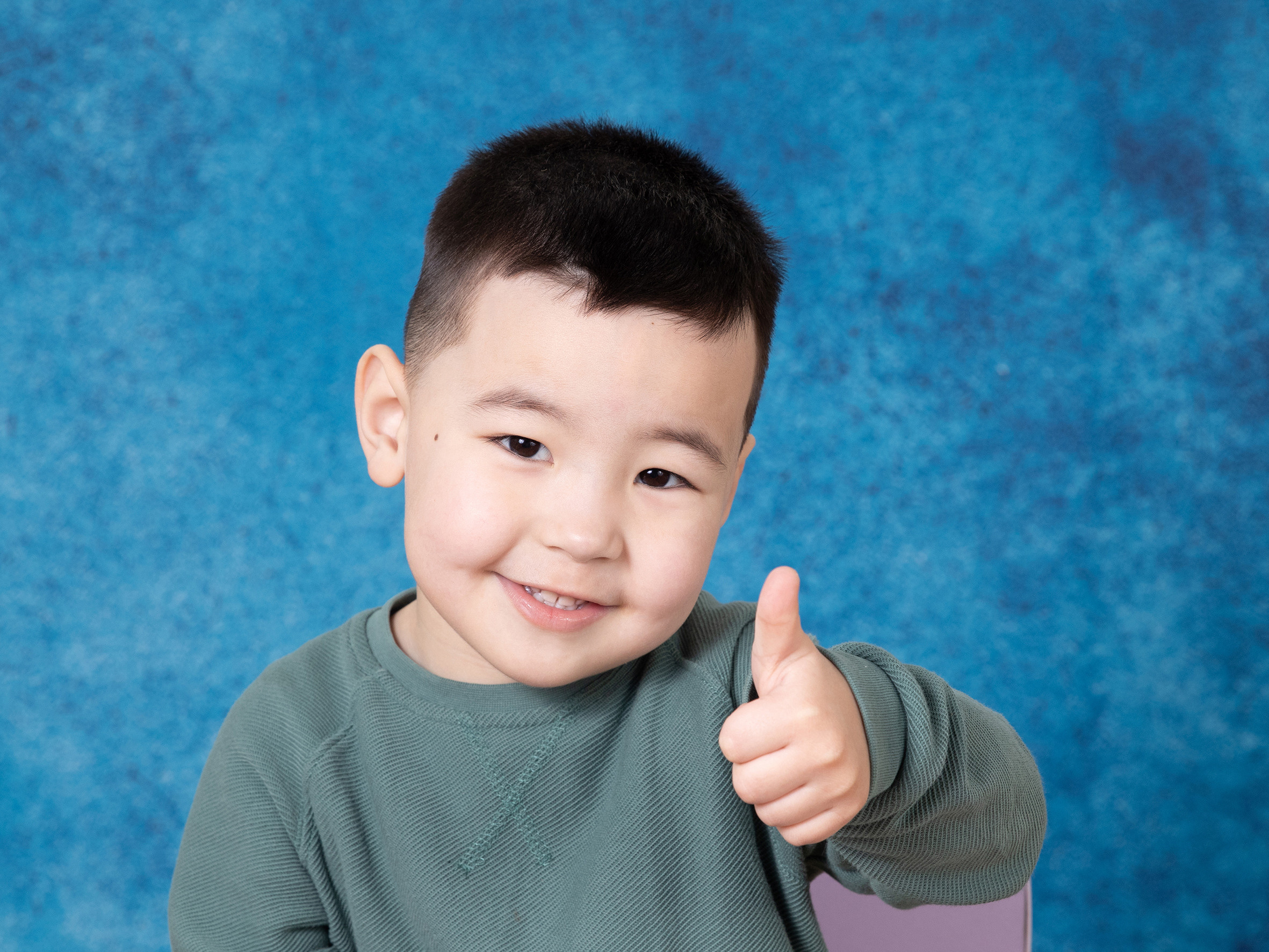 Стильные эмоциональные детские портреты. Детский фотограф в Алматы, виньетки, выпускной альбом Алматы