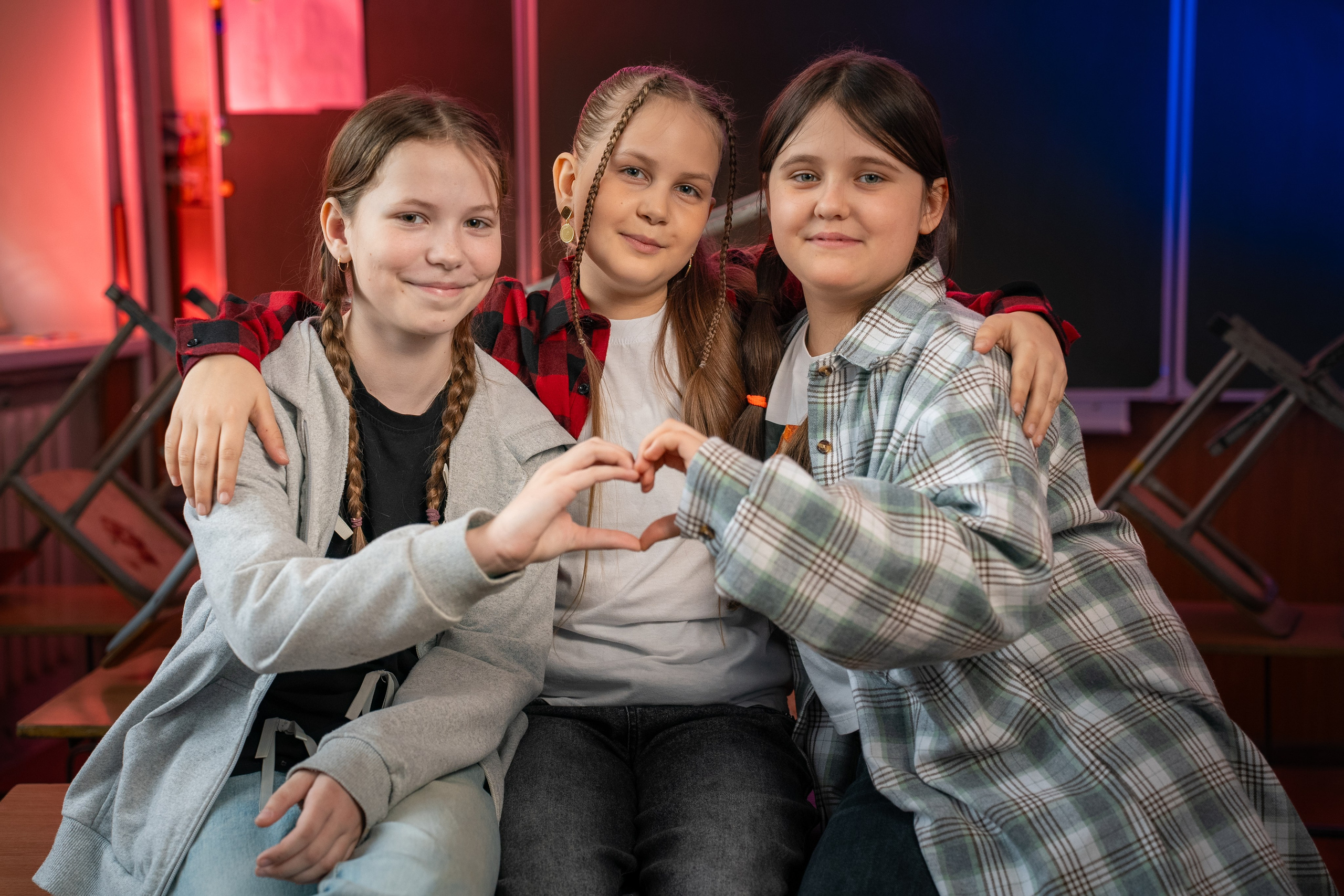 В школе (4Д). Главная