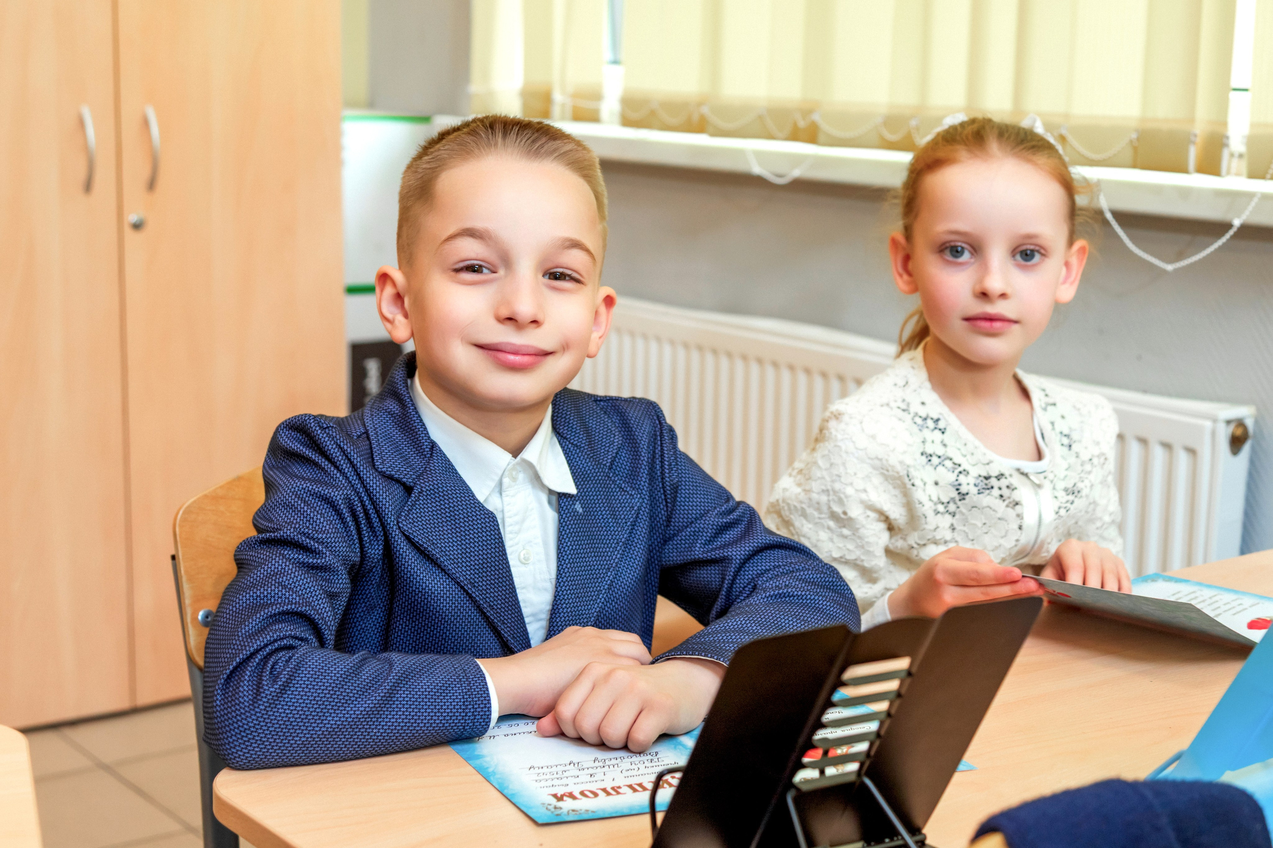 НАЧАЛЬНАЯ ШКОЛА. Фотограф Алина Лебедь