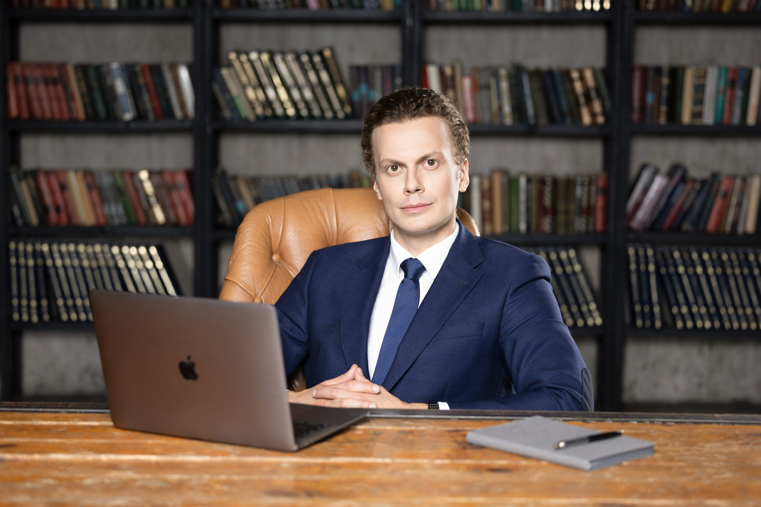 Мужской и женский бизнес-портреты в Москве недорого