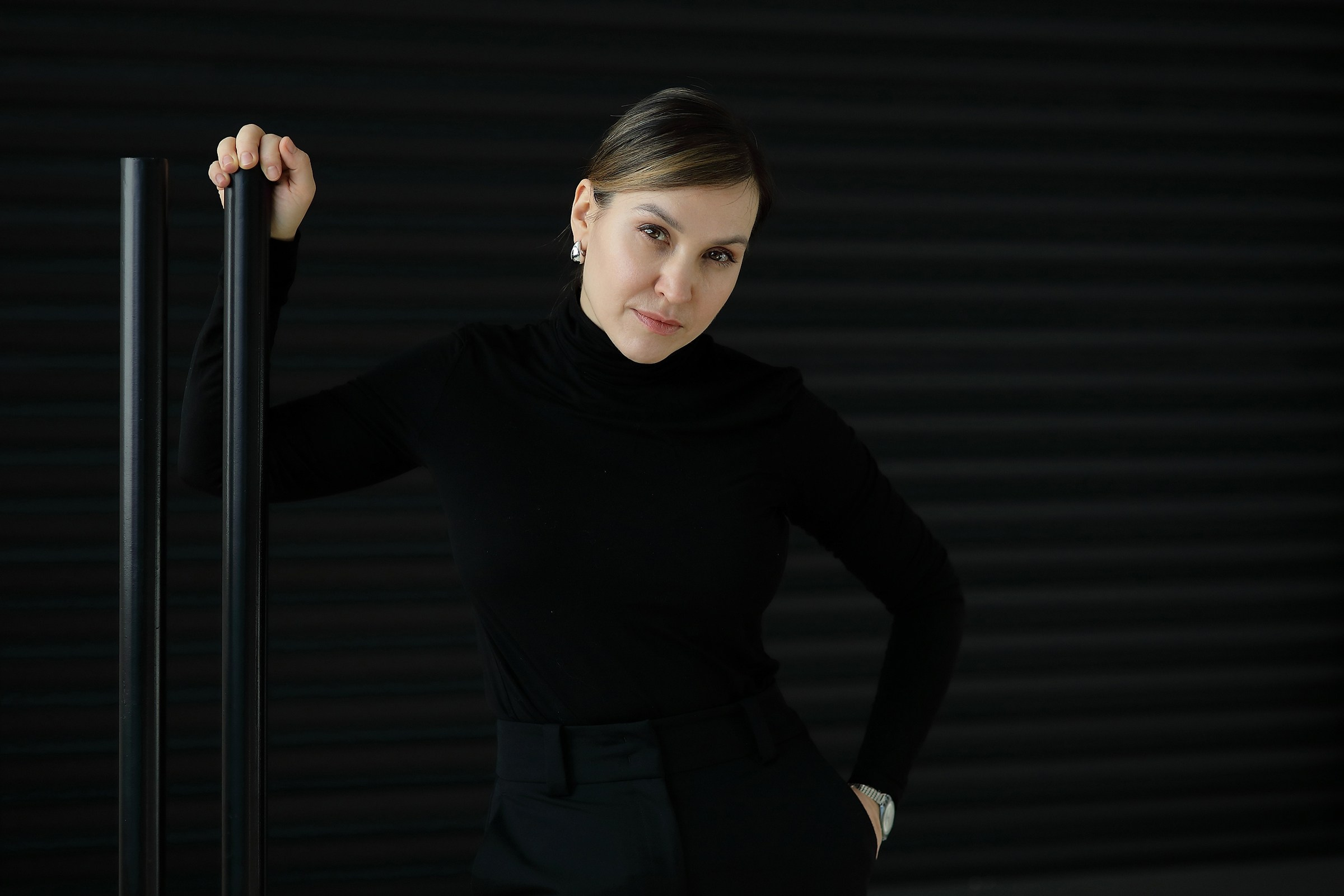 Фотосессия делового портрета в Екатеринбурге. Свадебный и семейный фотограф и видеограф в Екатеринбурге Полянские Тимур и Анастасия