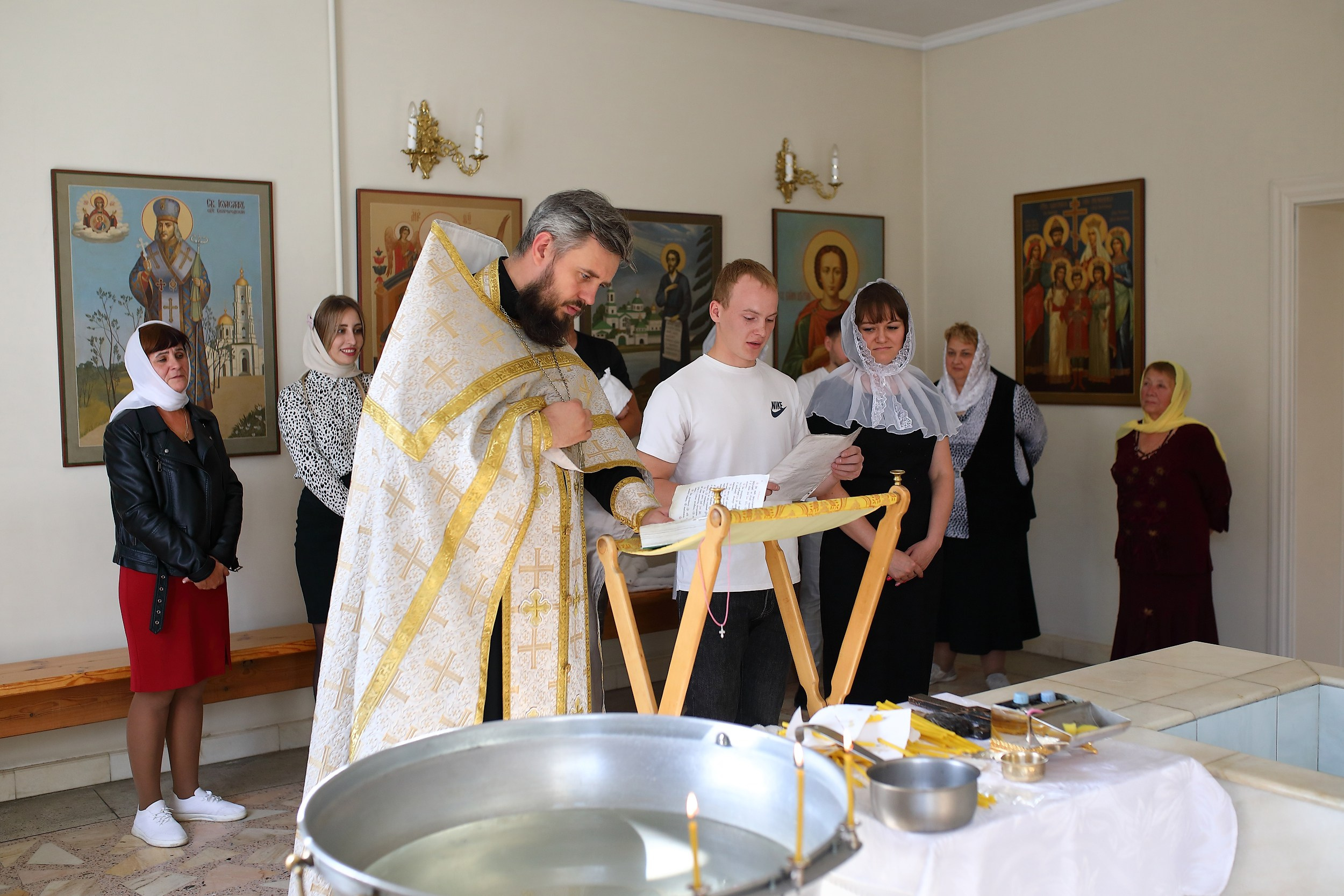 фотосессия крещение в храме 