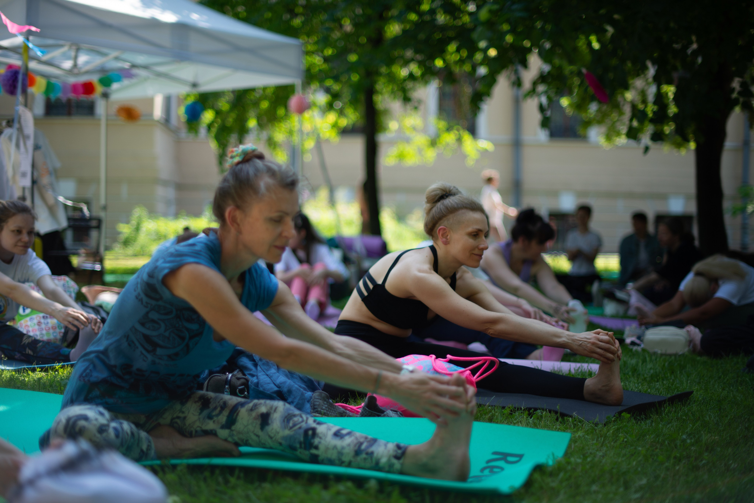 Посмотри День Йоги Санкт- Петербург 2025. Victoria Radjevna Репортажный Фотограф — Видеограф Москва • Санкт-Петербург