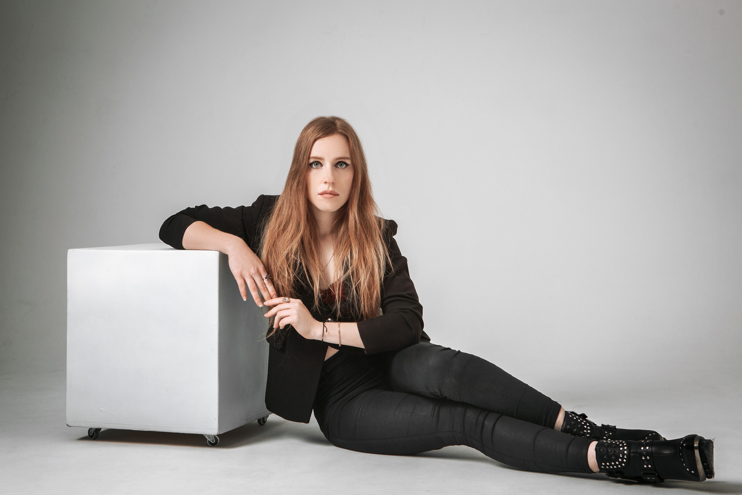 Маша, фотосессия в студии. Свадебный фотограф в Барановичах Вячеслав Шах-Гусейнов, фотошкола