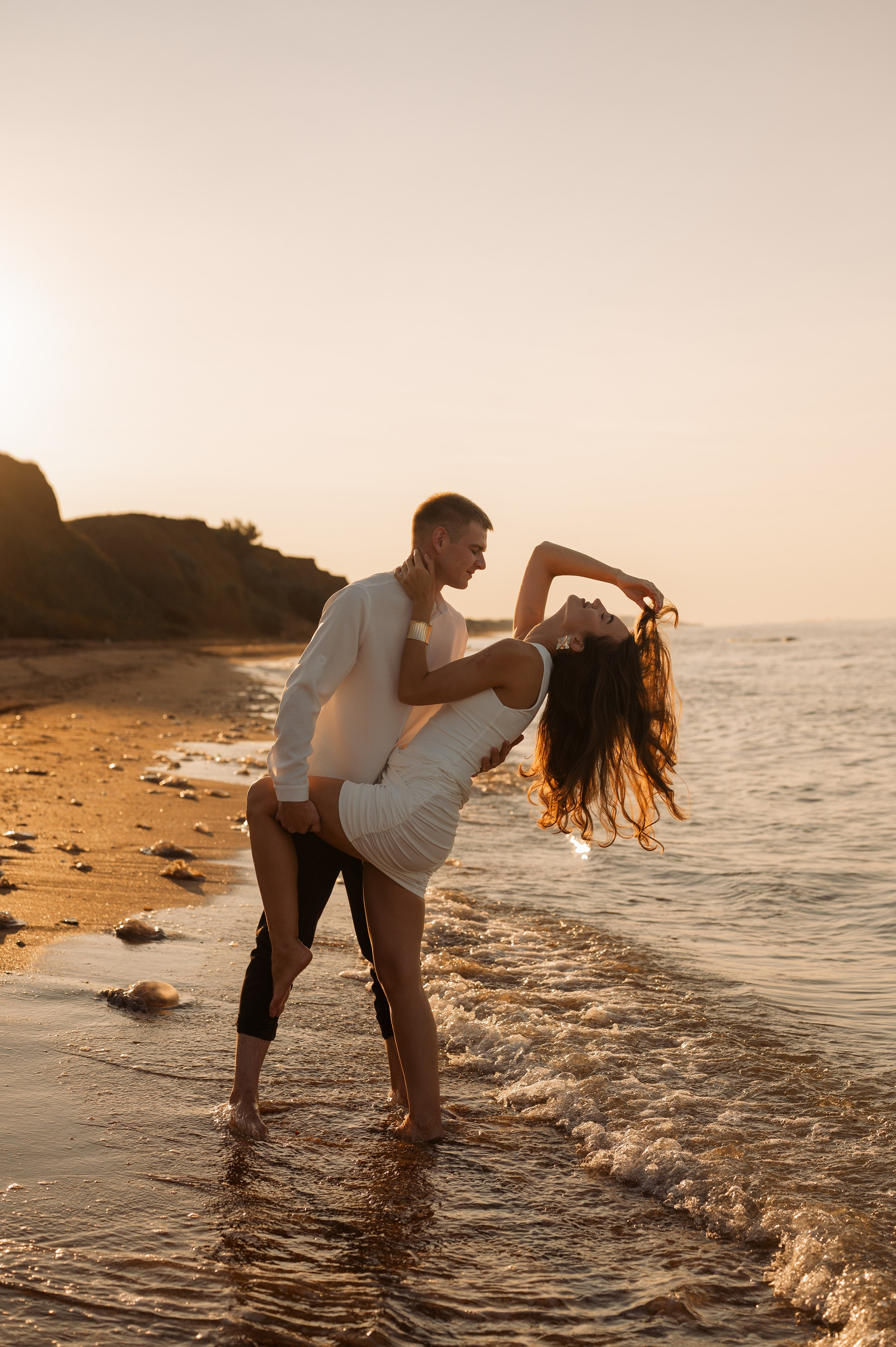 Предсвадебная съёмка на море🌊. Свадебный и семейный фотограф в Краснодаре Алина Мельник