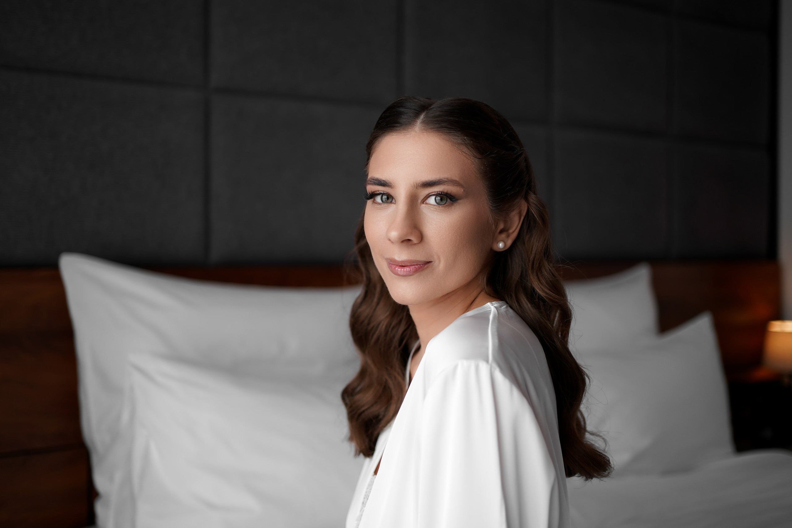 Виктория и Тарон в отеле Арка. Свадебный фотограф Ростов-на-Дону. Свадебный фотограф в Ростове-на-Дону. Таинство Крещения и Венчания, семейные фотосессии. Алёна Чёботова