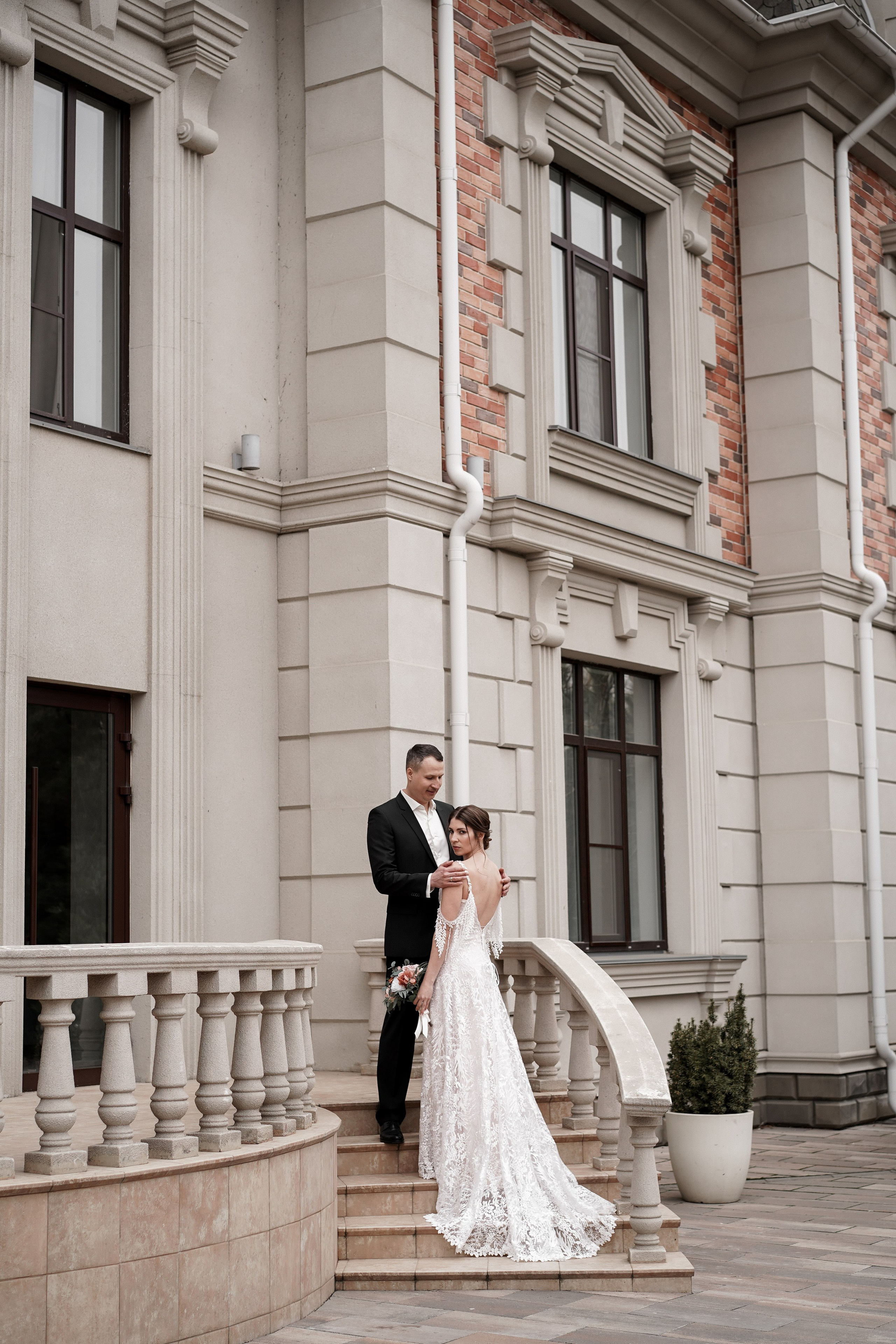 Свадебная фотосессия в Графском парке. Ростов-на-Дону. Свадебный фотограф в Ростове-на-Дону. Таинство Крещения и Венчания, семейные фотосессии. Алёна Чёботова