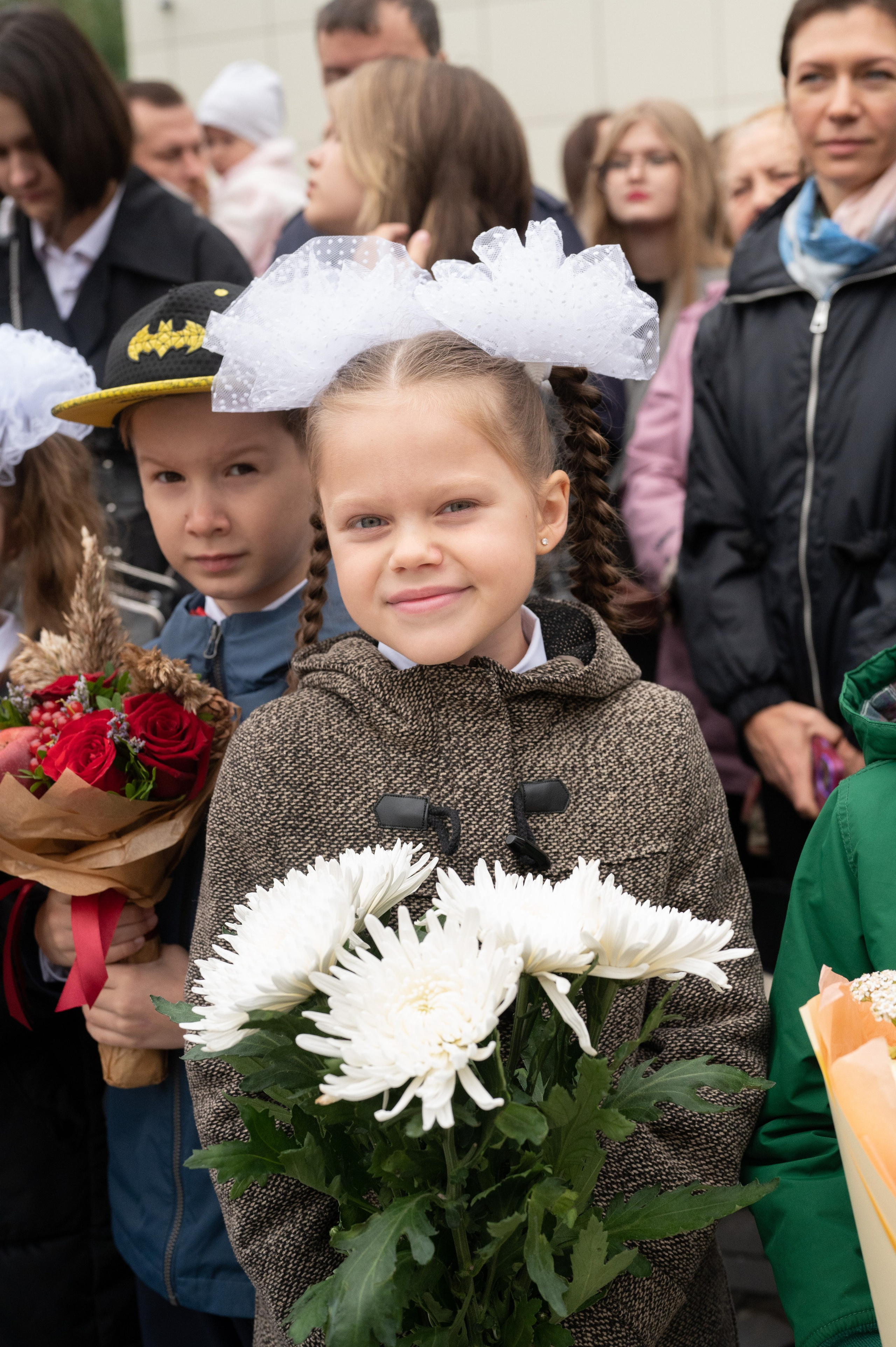 1 сентября 1 К 16 гимназия репортаж, линейка +в классе. Фотограф новорожденных, семейный детский в Тюмени Татьяна Морозова