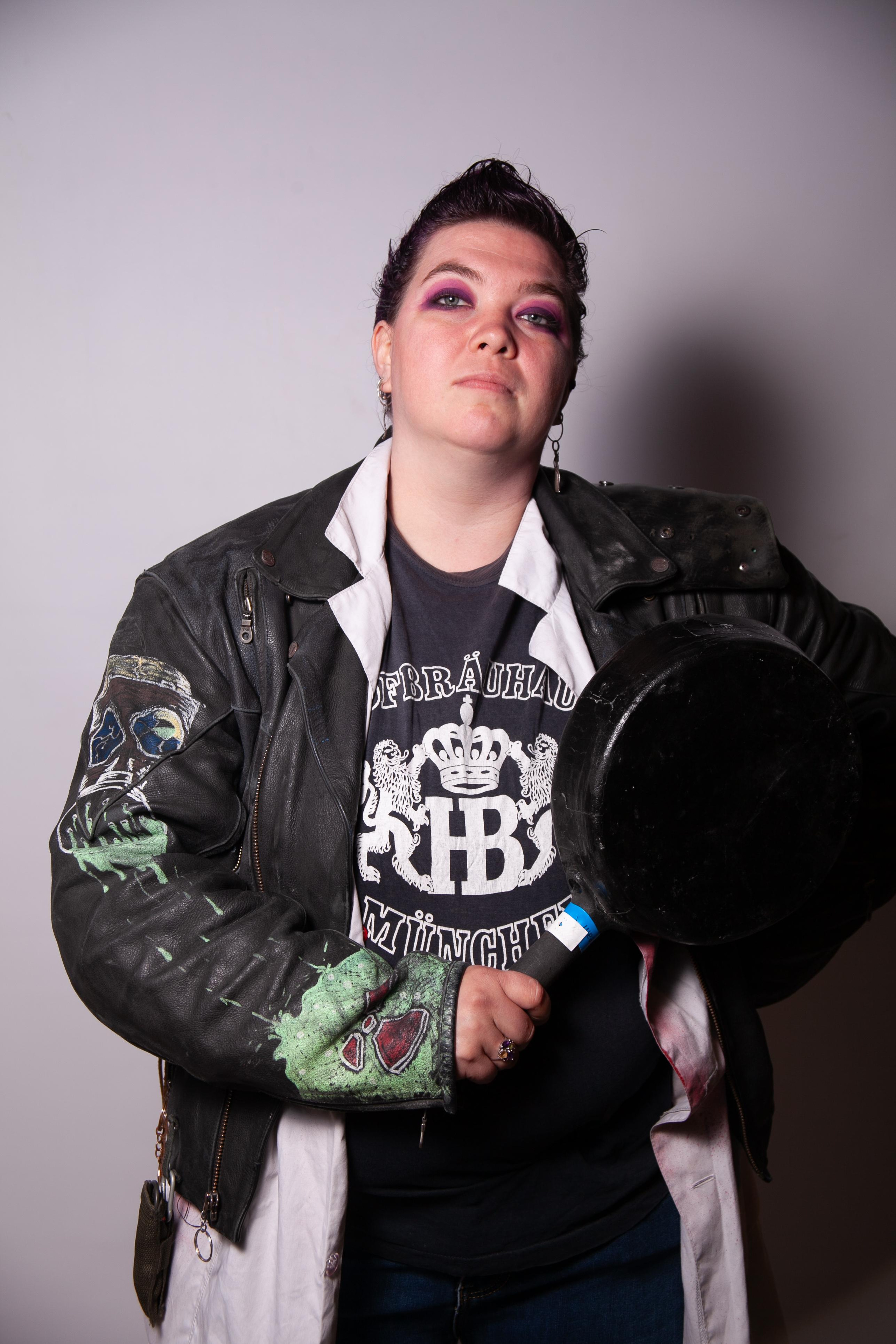 женский портрет в Москве в стиле посткапокалипсиса