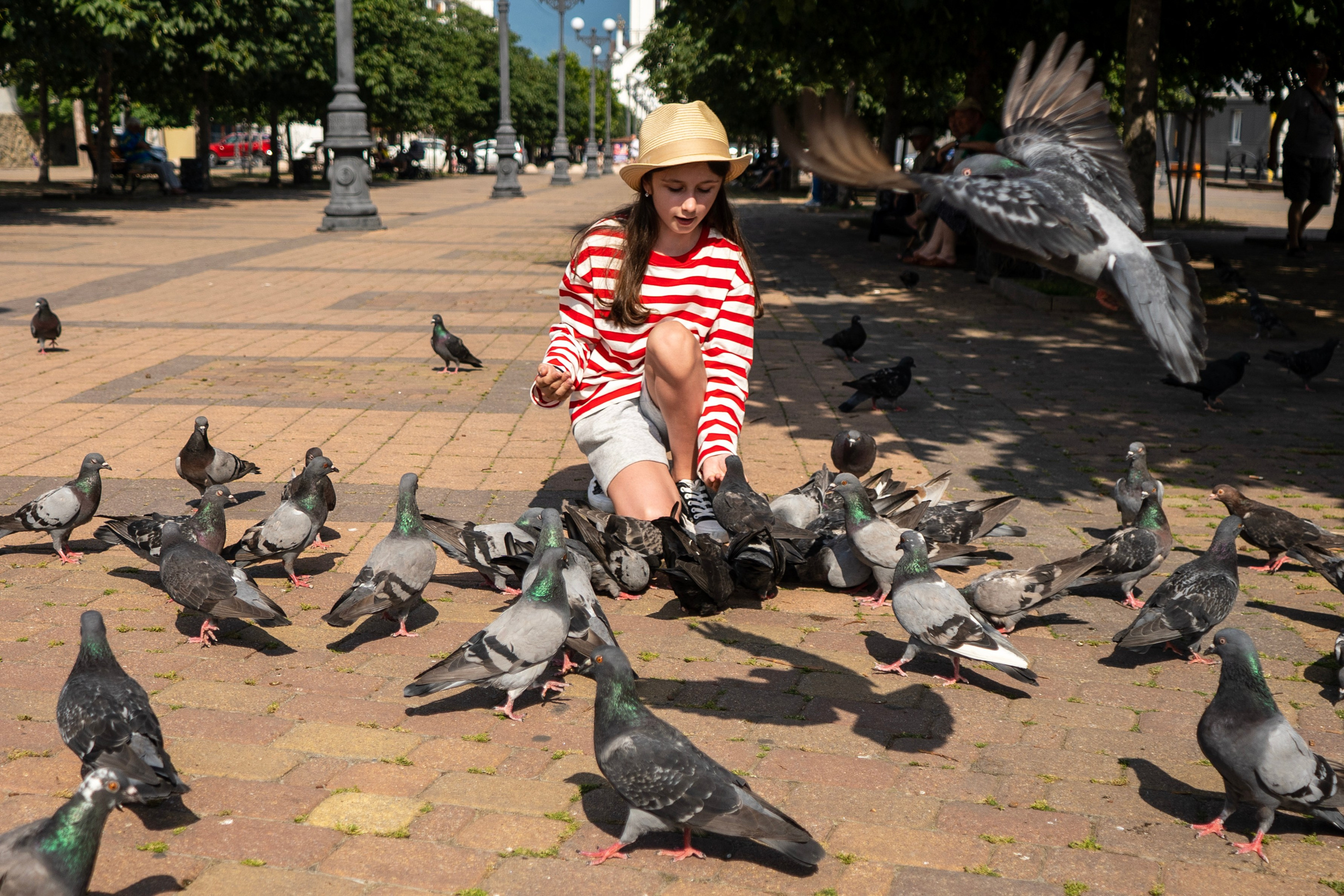 Съемка в центре Новороссийска. Семейный и детский фотограф Екатерина Черняева. Снимаю портреты, love story, фотопрогулки, работаю на улице, в кафе, студии, дома у клиента