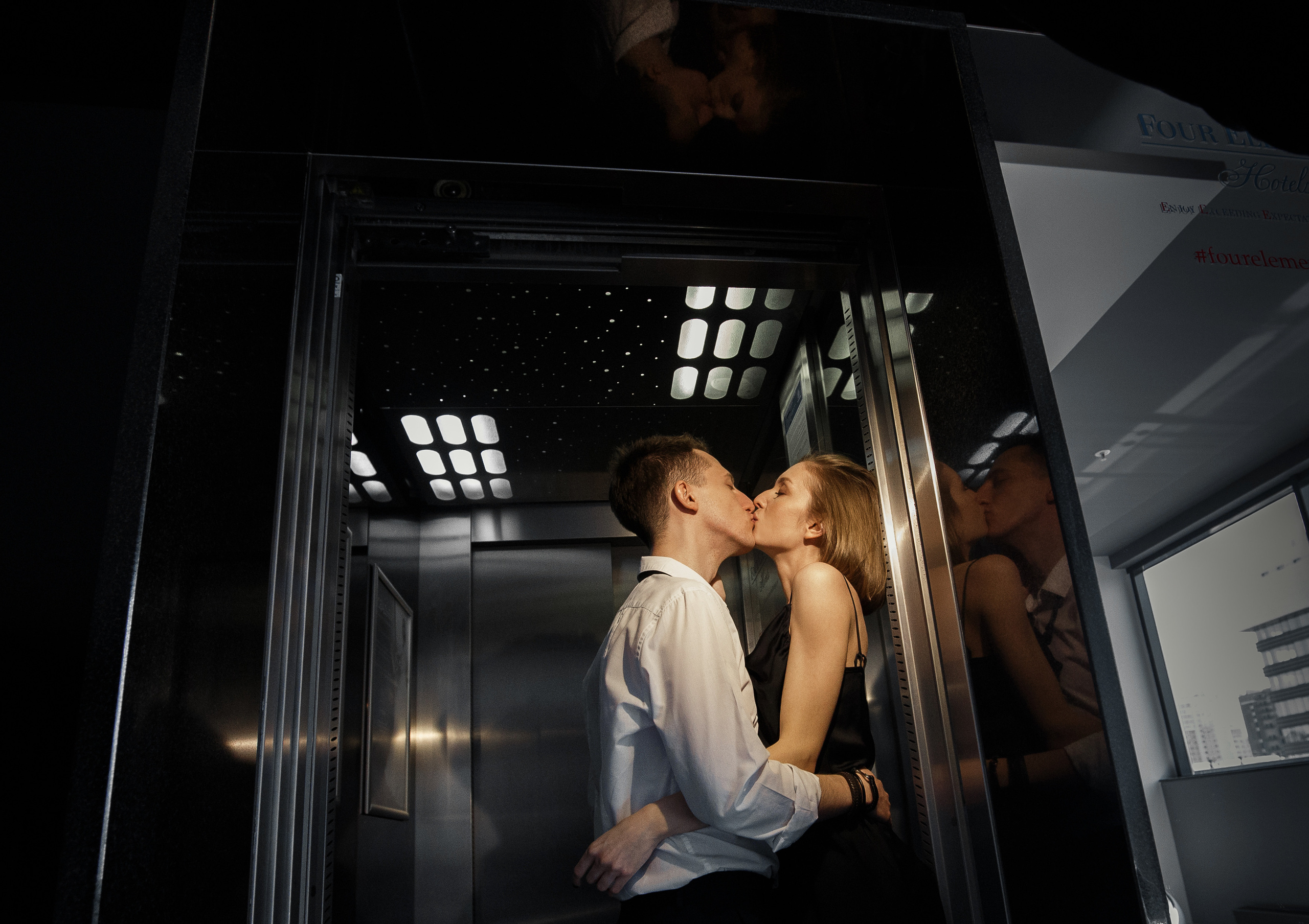 Лифт. Свадебный и портретный фотограф Алина Иванова. Екатеринбург-Москва