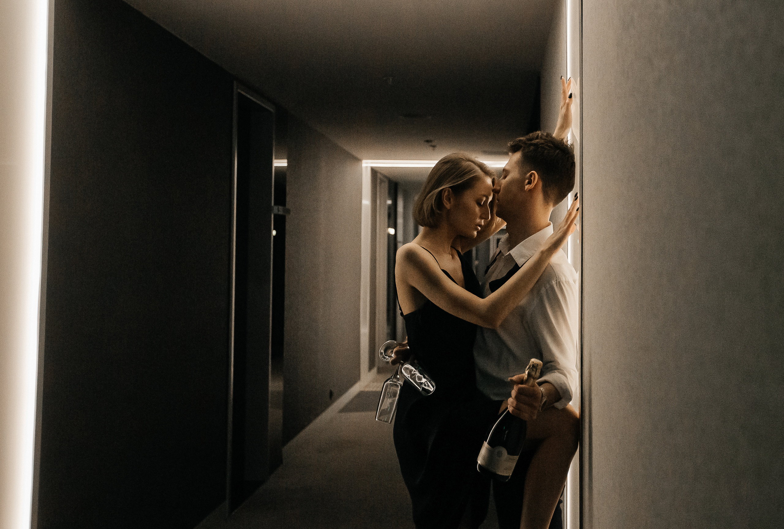 Лифт. Свадебный и портретный фотограф Алина Иванова. Екатеринбург-Москва
