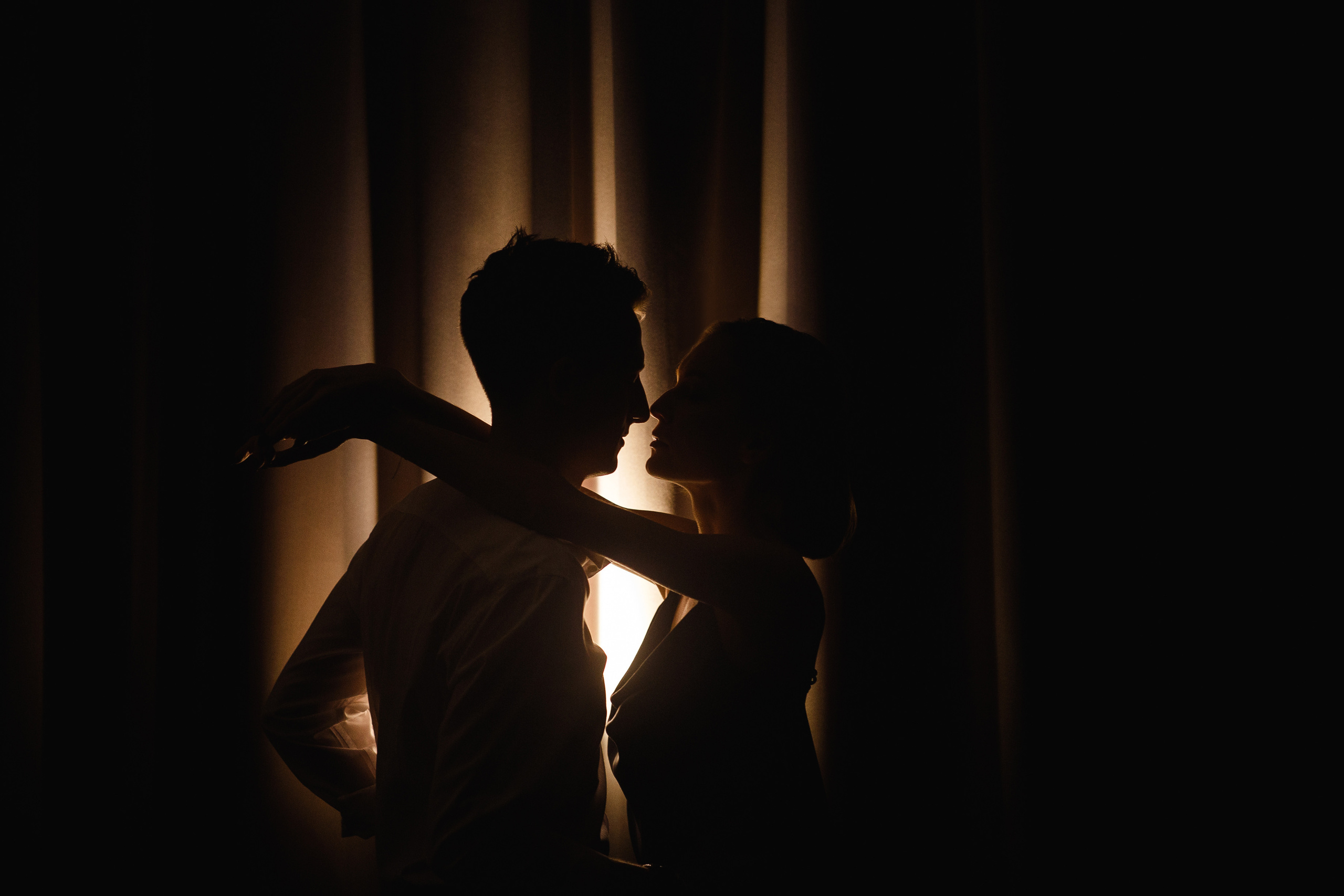 Лифт. Свадебный и портретный фотограф Алина Иванова. Екатеринбург-Москва