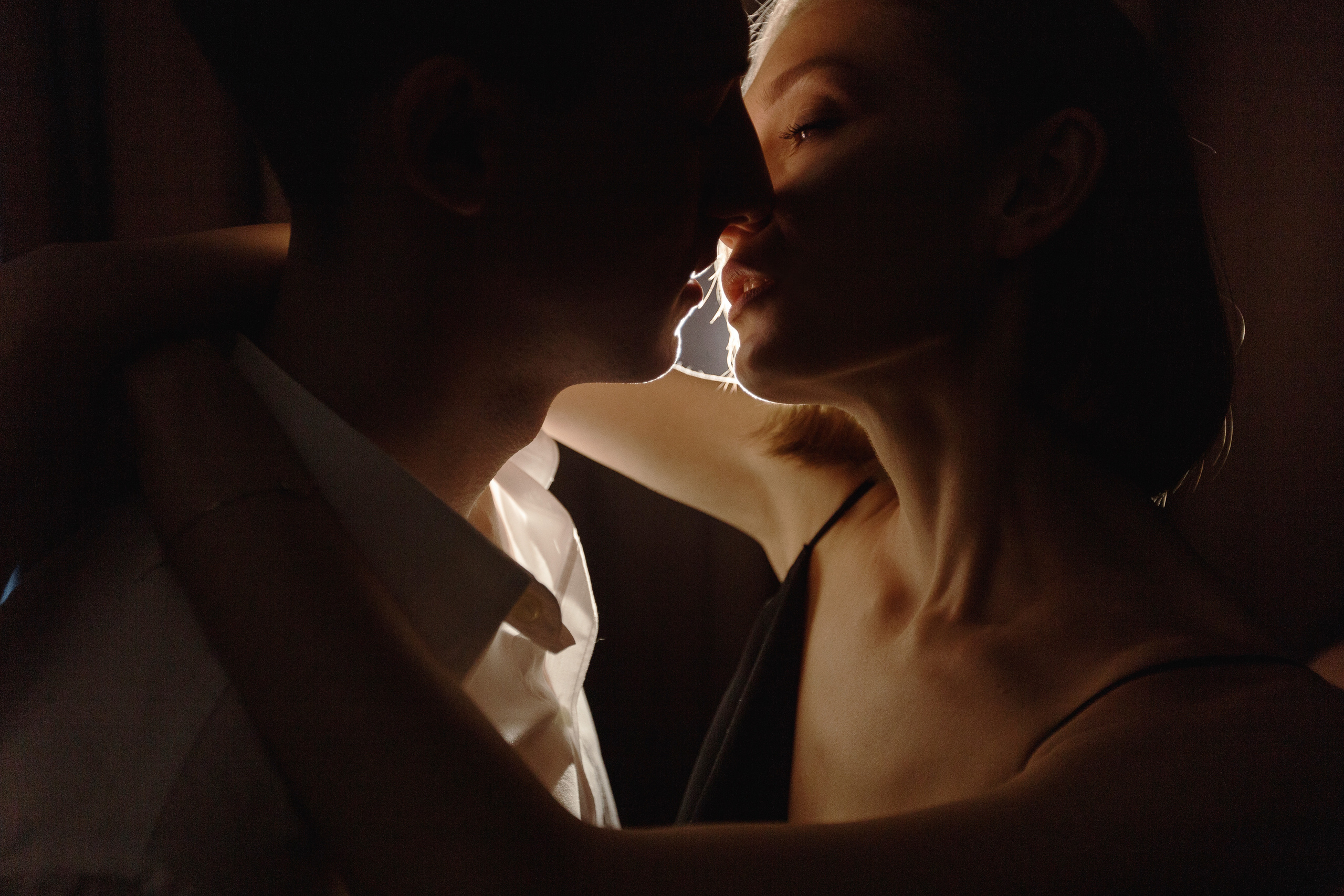 Лифт. Свадебный и портретный фотограф Алина Иванова. Екатеринбург-Москва