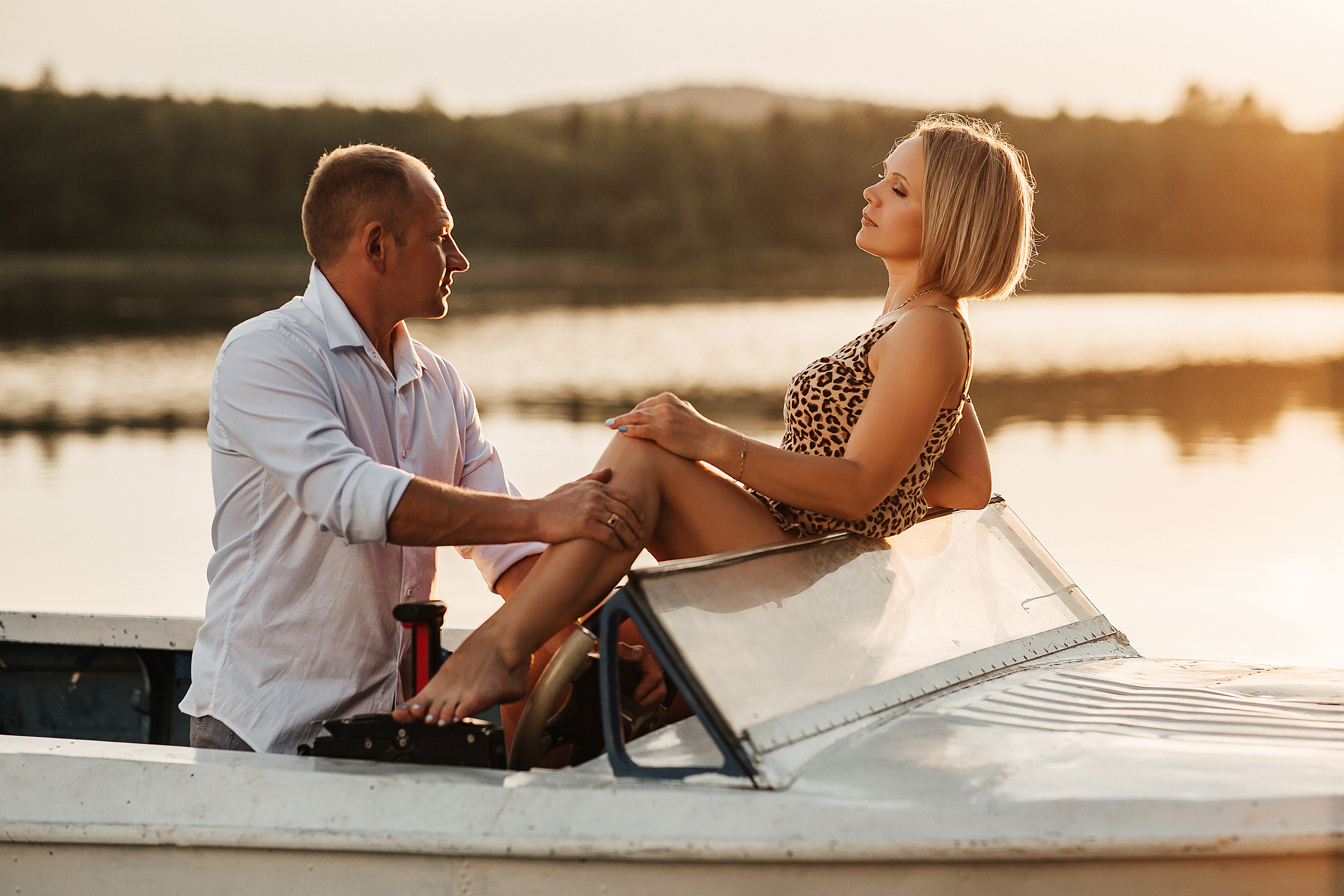 Лодка. Свадебный и портретный фотограф Алина Иванова. Екатеринбург-Москва