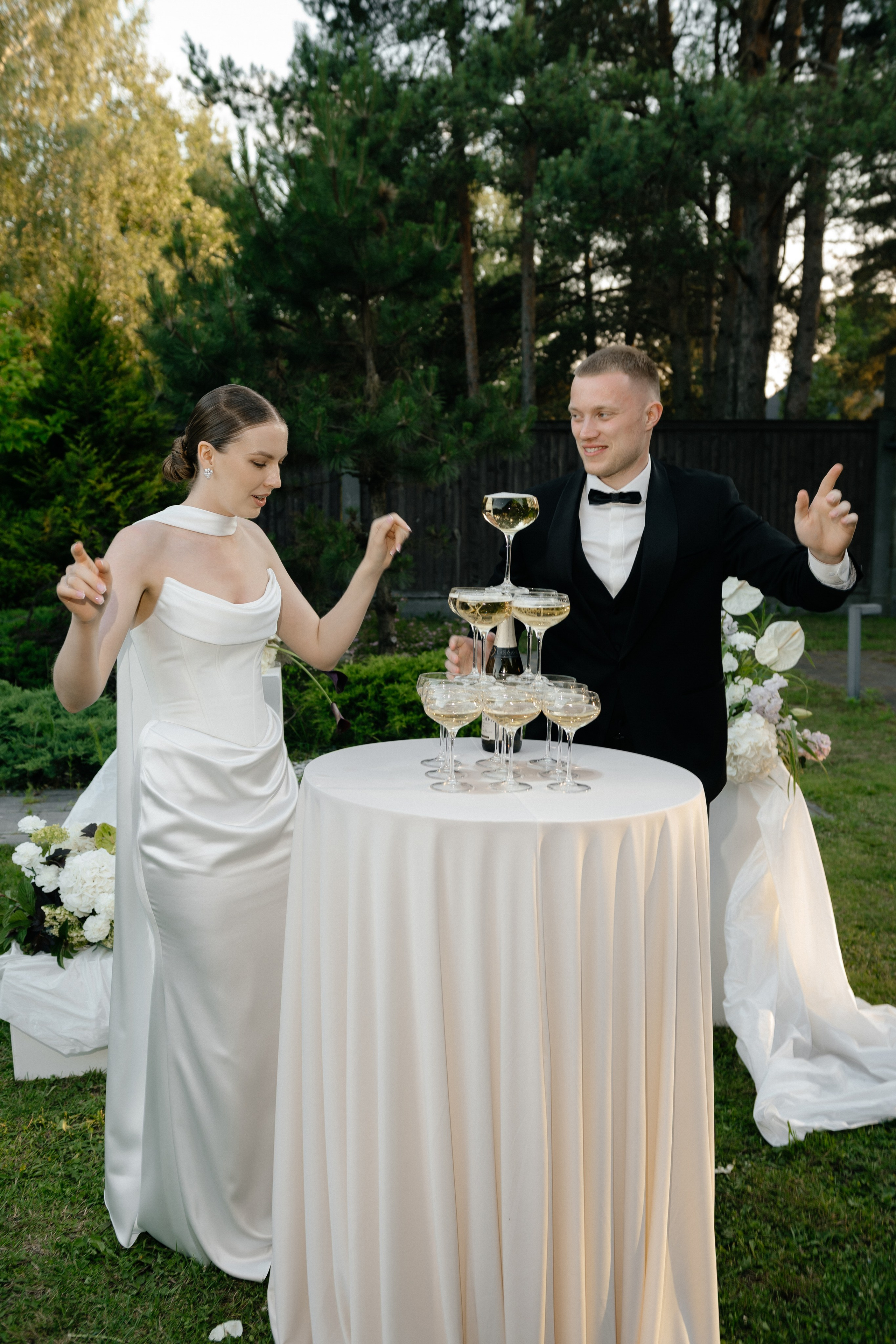 Wedding day in DELICE CHALET. Wedding PHOTOGRAPHER Andrew Vnukov