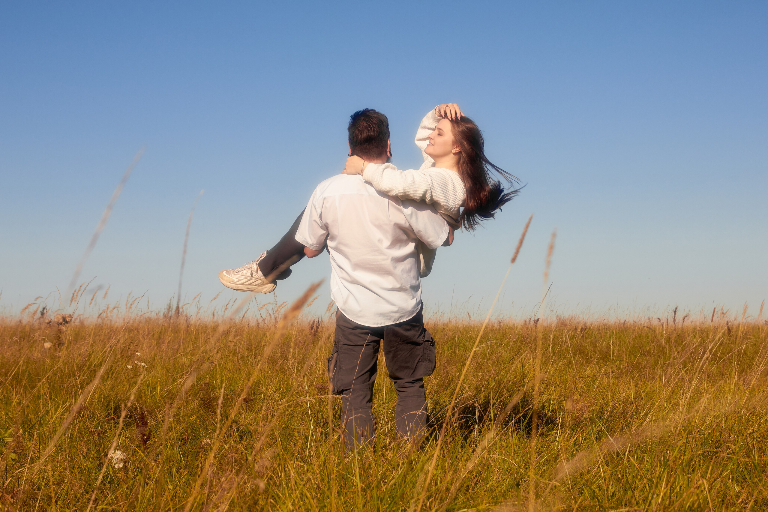 Прогулка с парой в поле. Фотограф Сергей Яркин