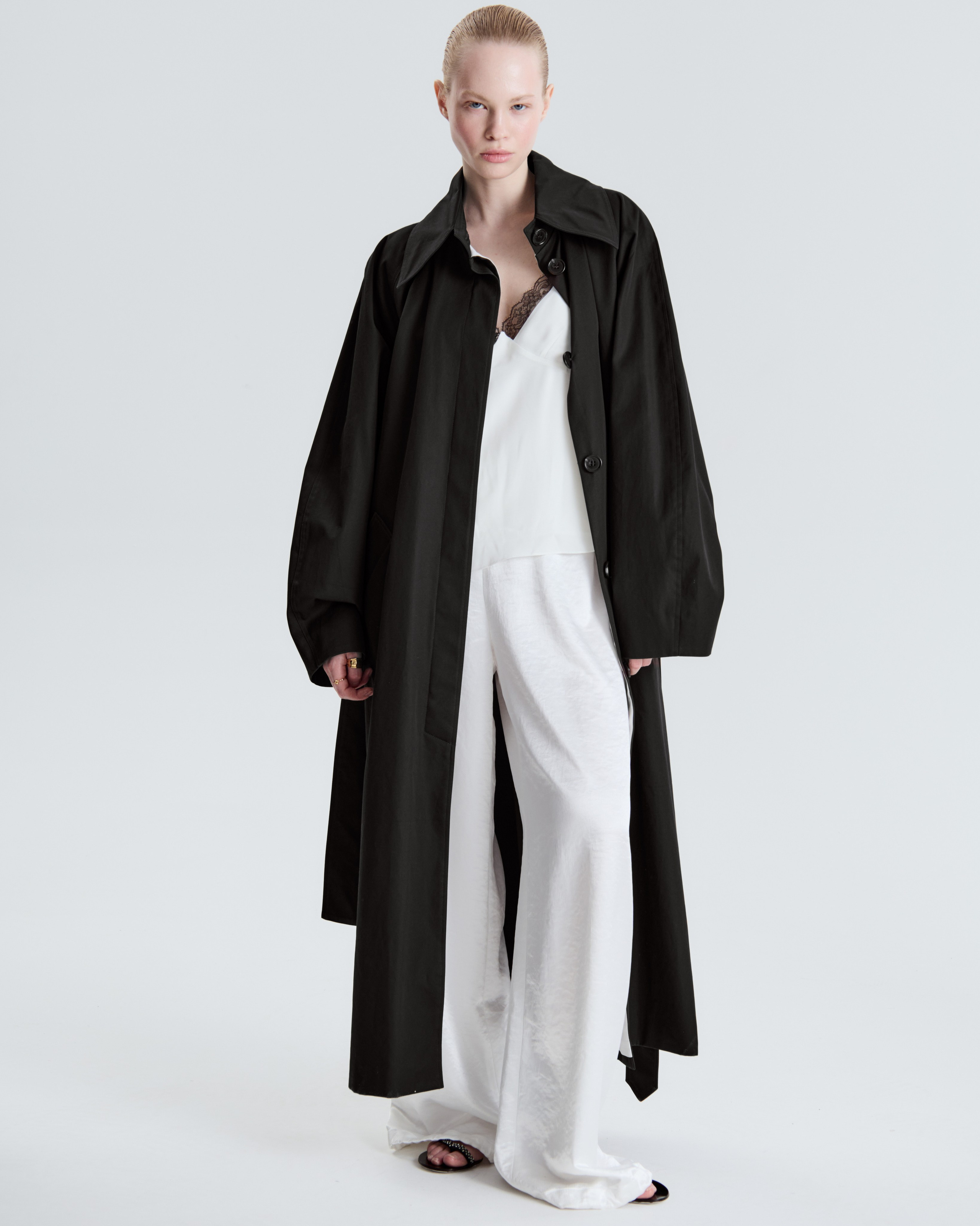 Room513. Фотограф и видеограф для брендов в Москве