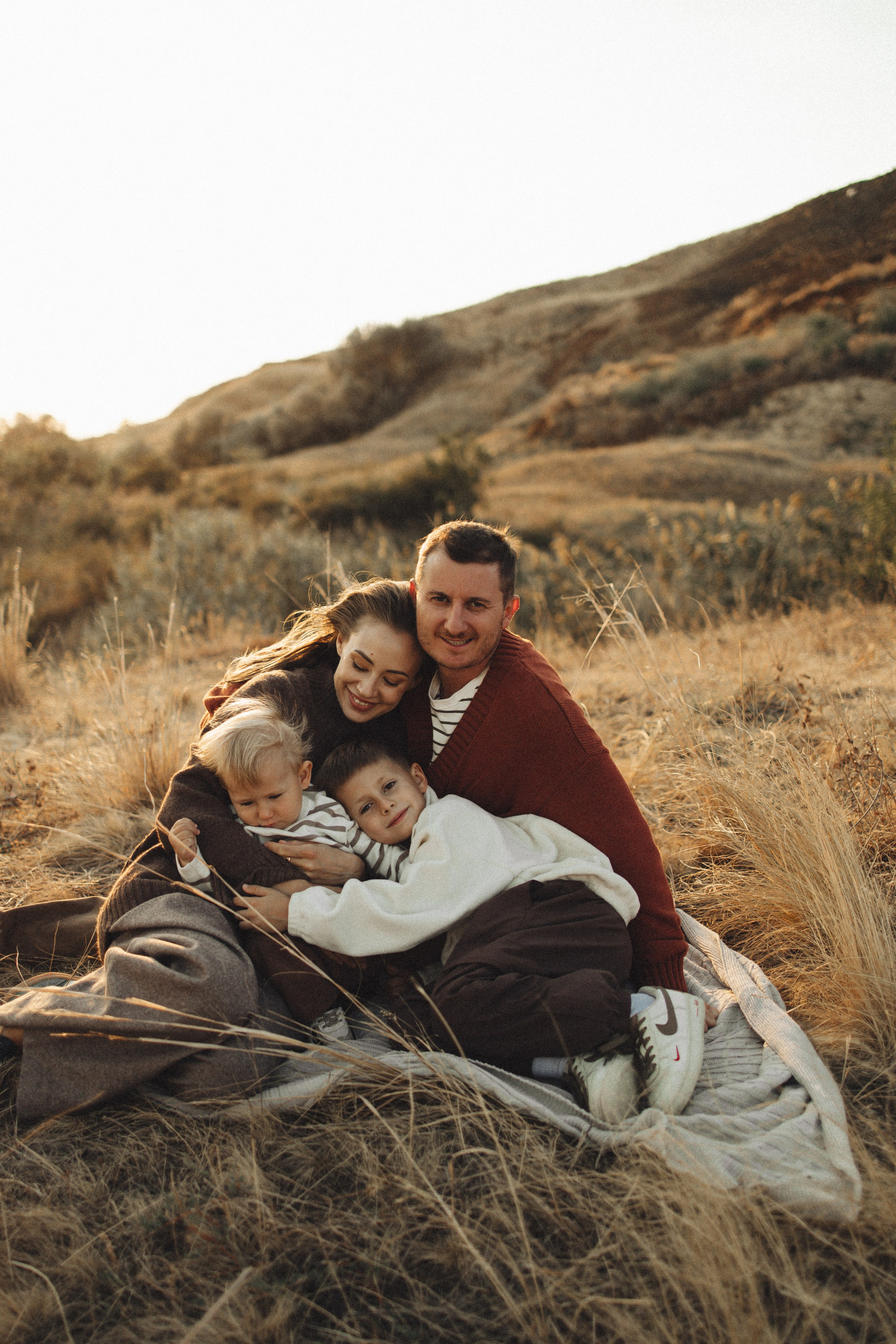 Семейная история, закат в Мержаново. Семейный и детский фотограф, таганрог, ростов-на-дону