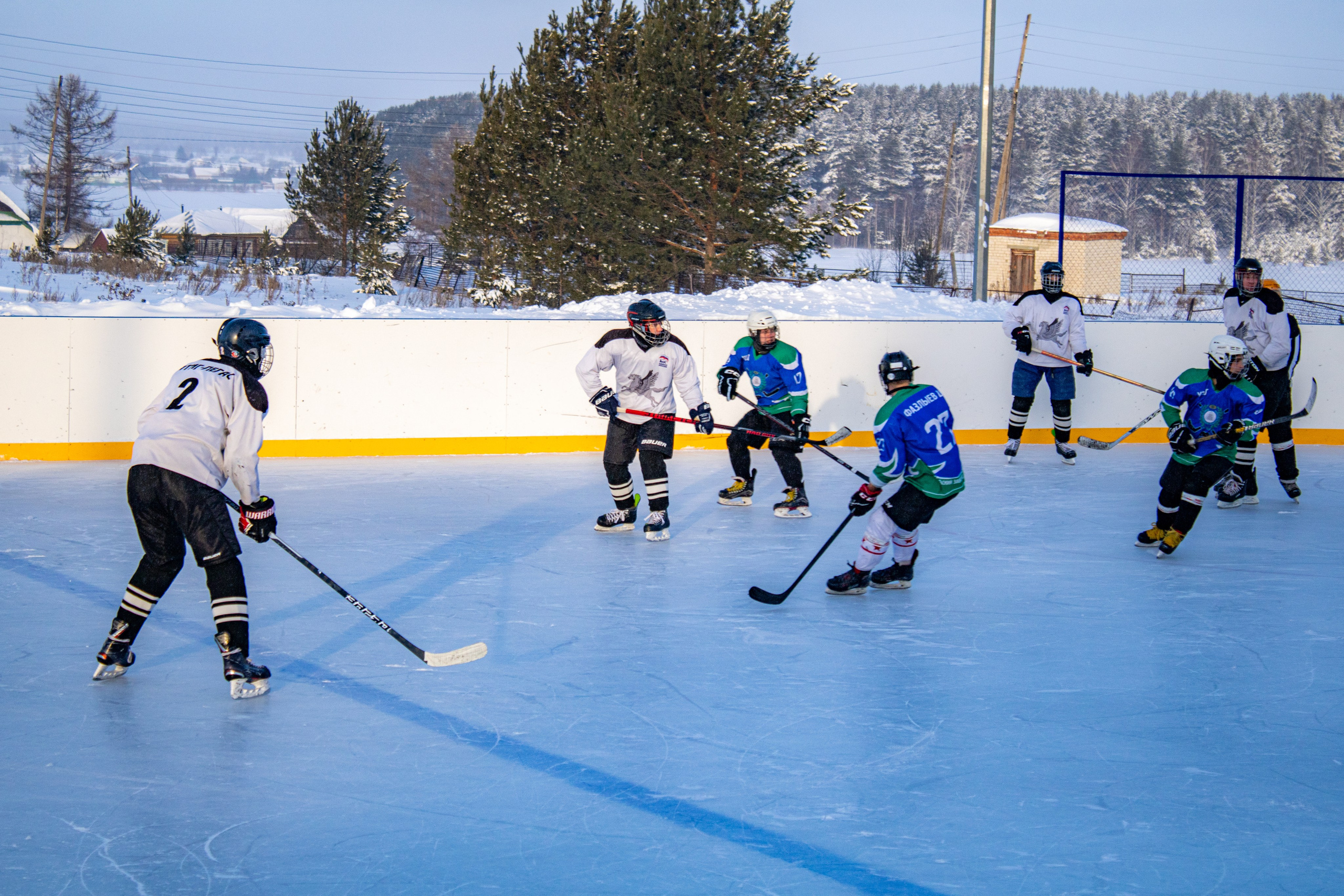 Хоккей г.п Атиг-г.п Дружинино