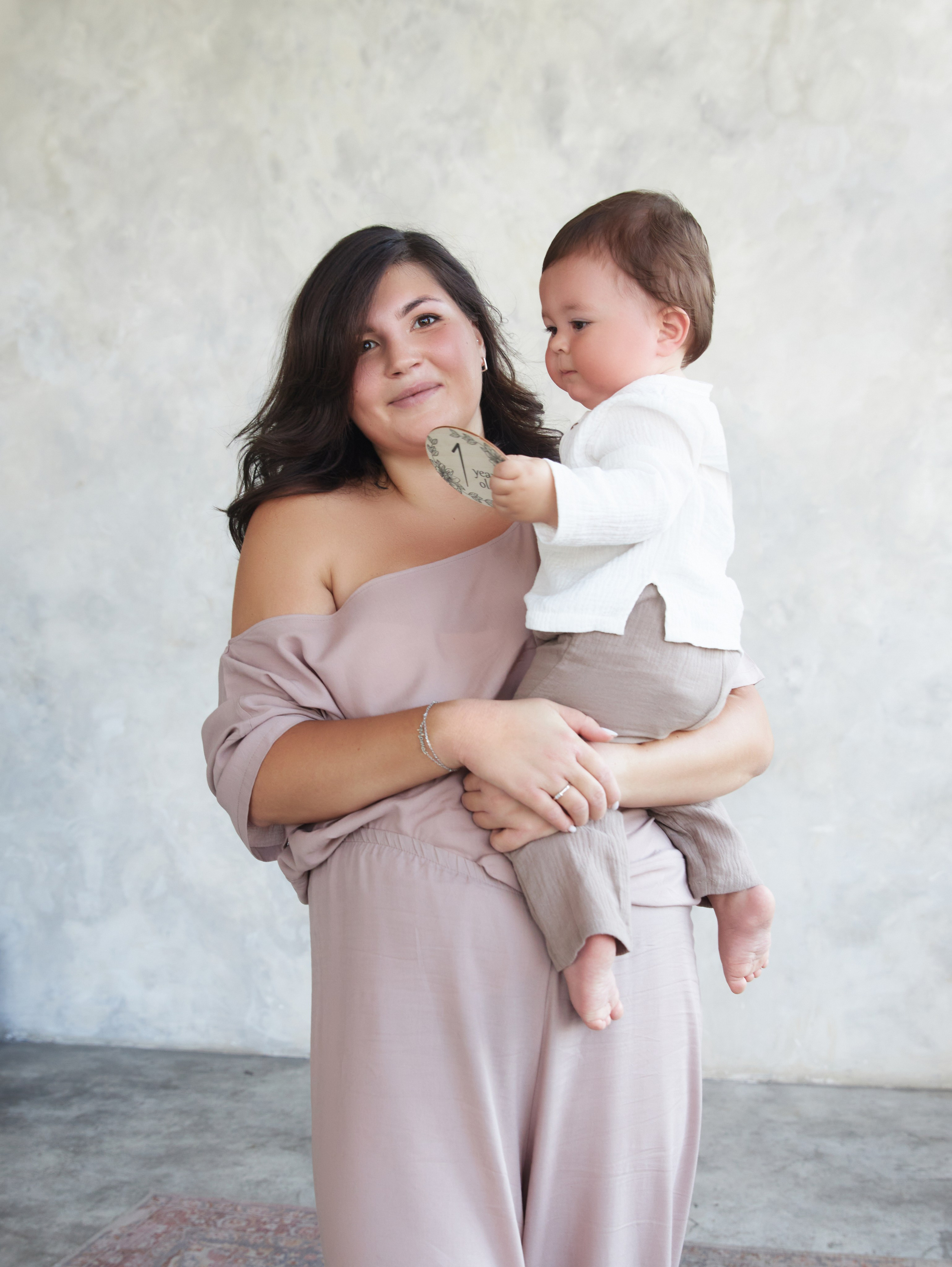 Даша и малыш. Фотограф Москва, преподаватель ретуши