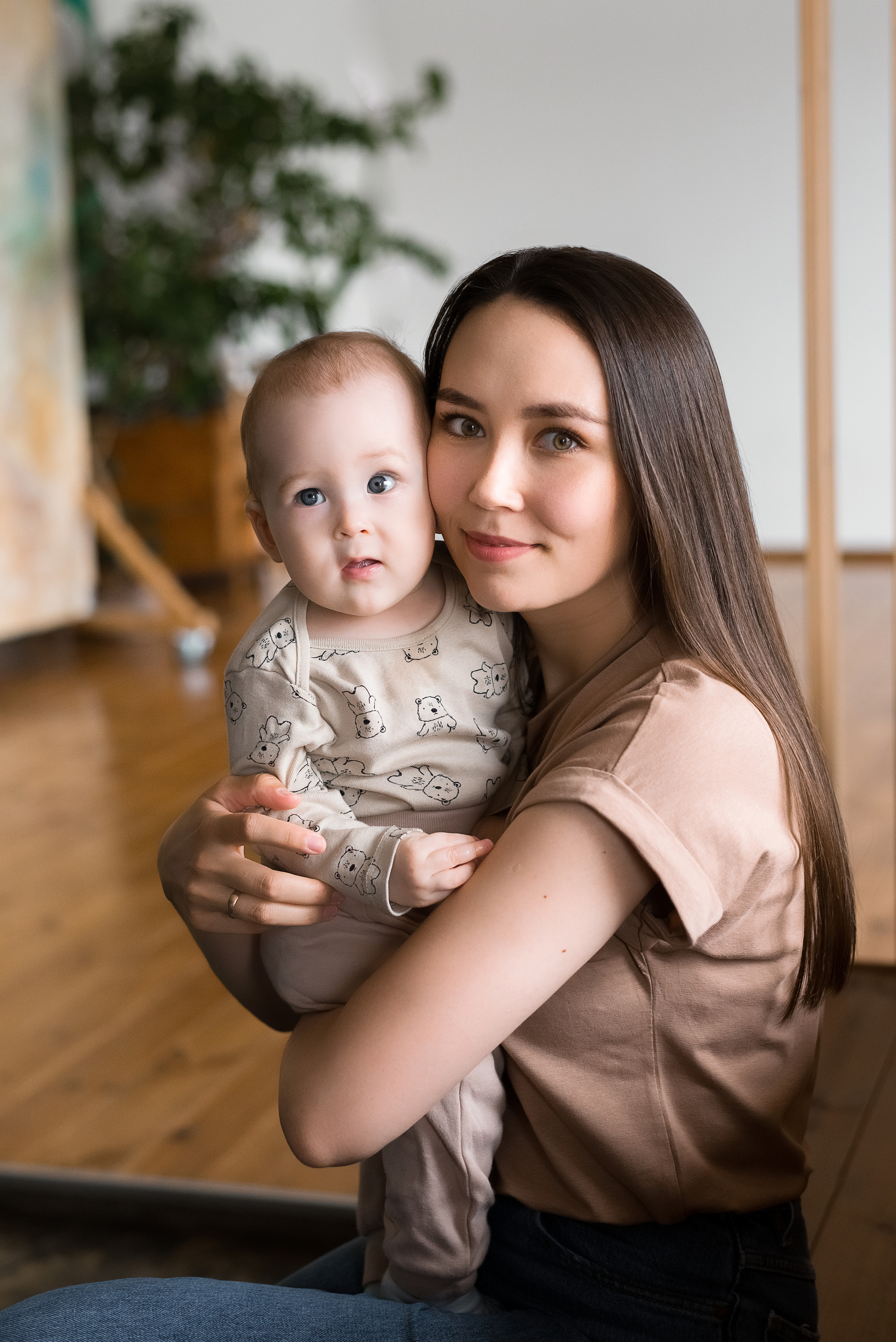 Семейная съемка в студии папа мама и малыш. Детский и семейный фотограф в Йошкар-Оле Светлана Кропочева