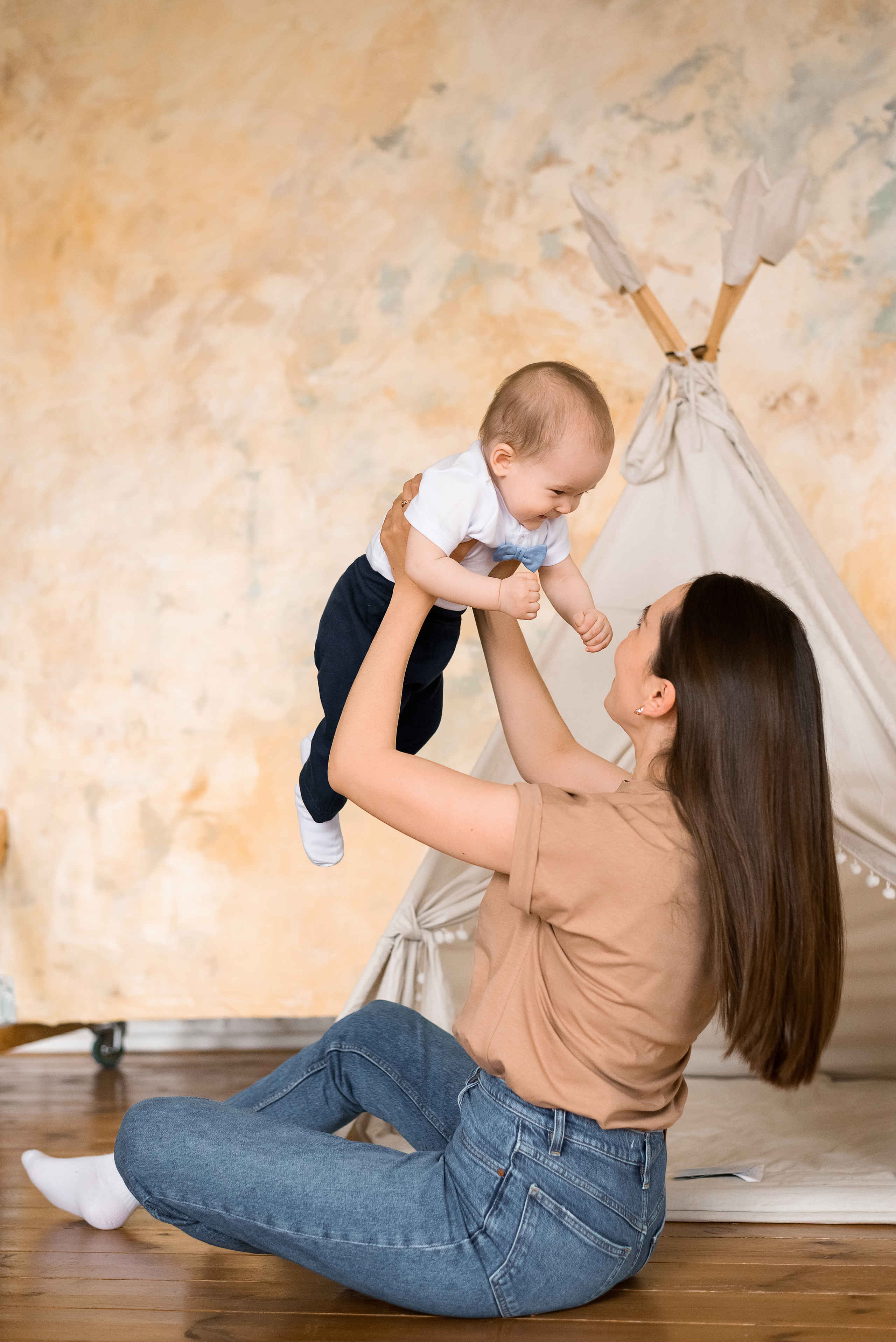 Семейная съемка в студии папа мама и малыш. Детский и семейный фотограф в Йошкар-Оле Светлана Кропочева