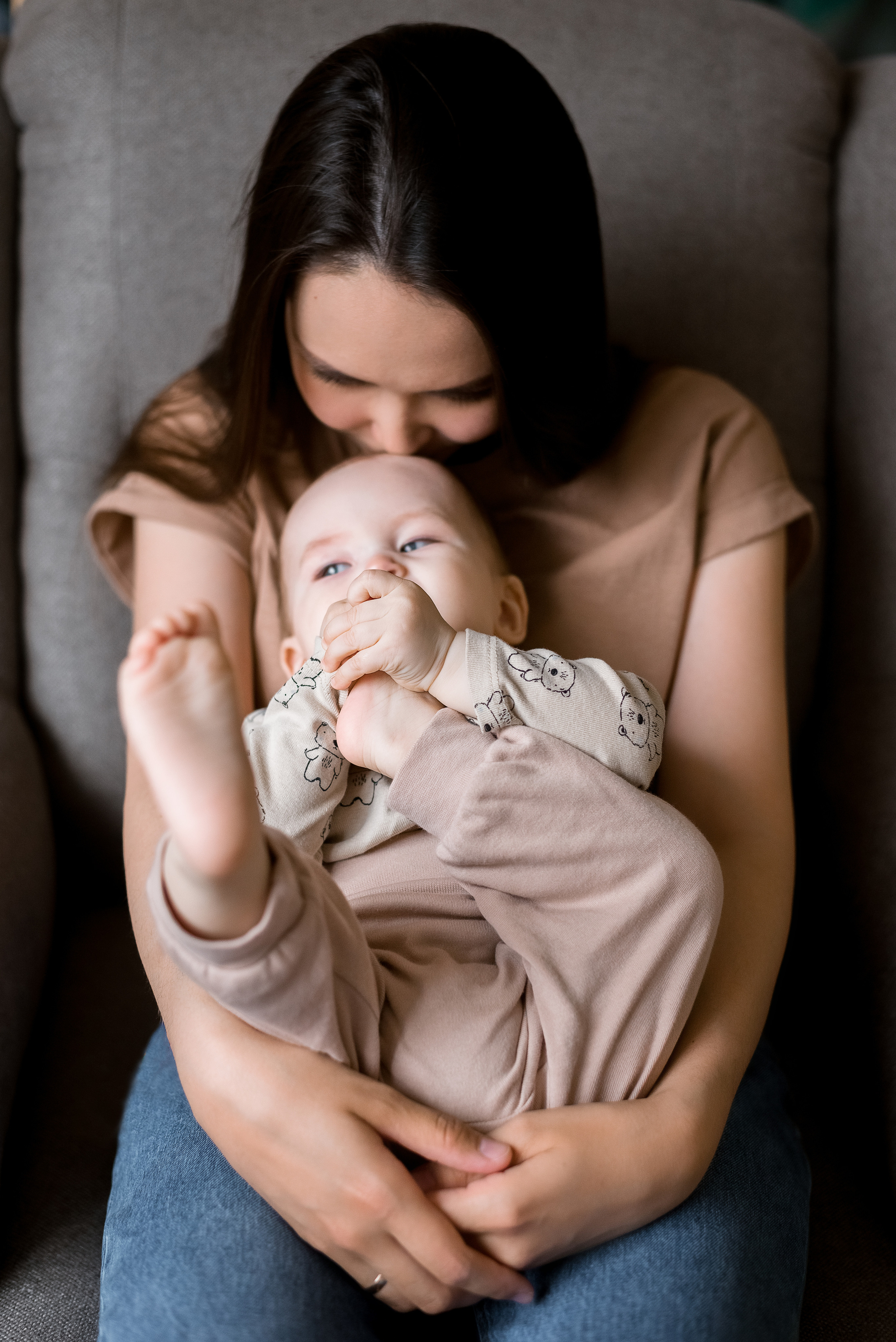 Семейная съемка в студии папа мама и малыш. Детский и семейный фотограф в Йошкар-Оле Светлана Кропочева