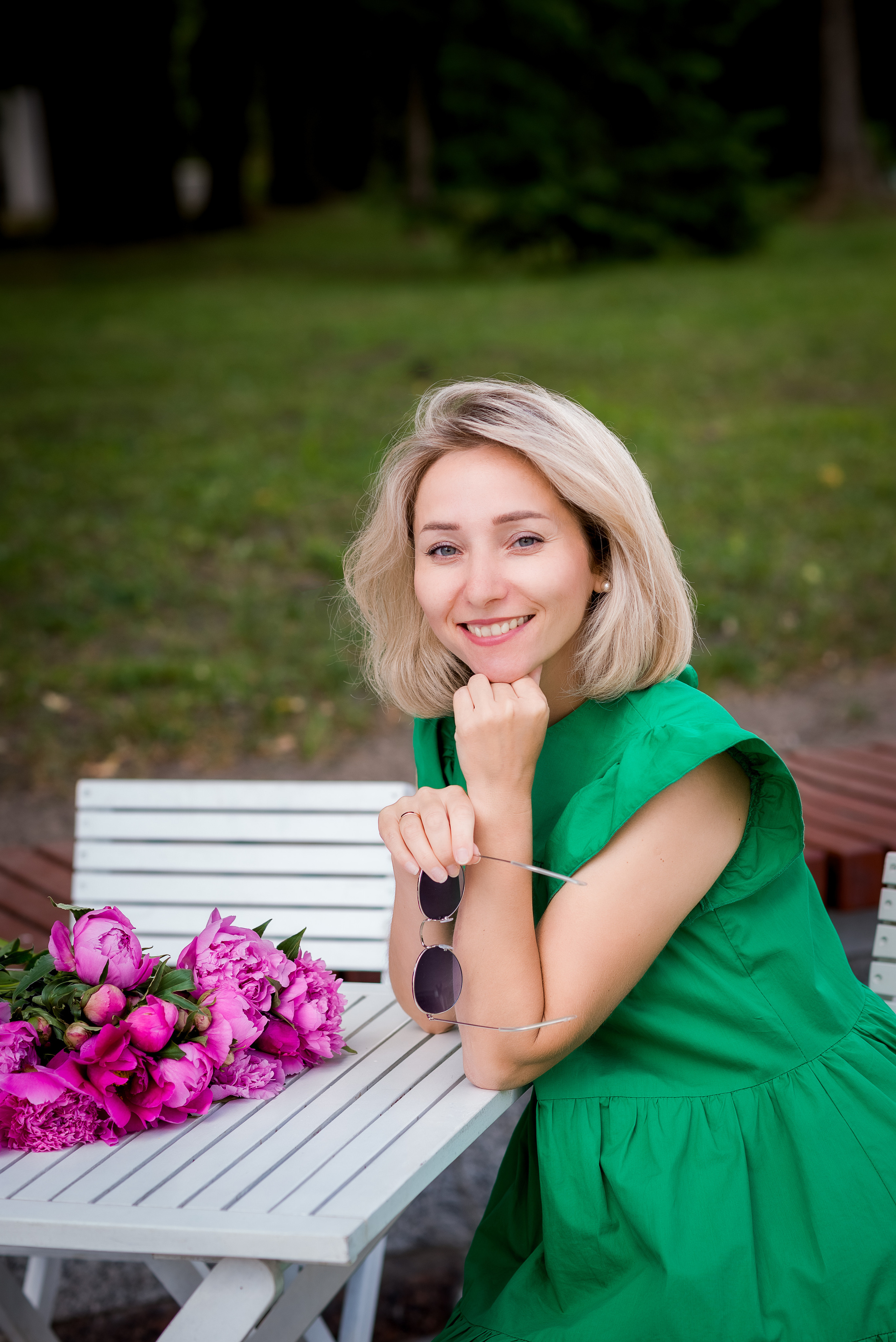 Женский портрет в уличной локации. Детский и семейный фотограф в Йошкар-Оле Светлана Кропочева