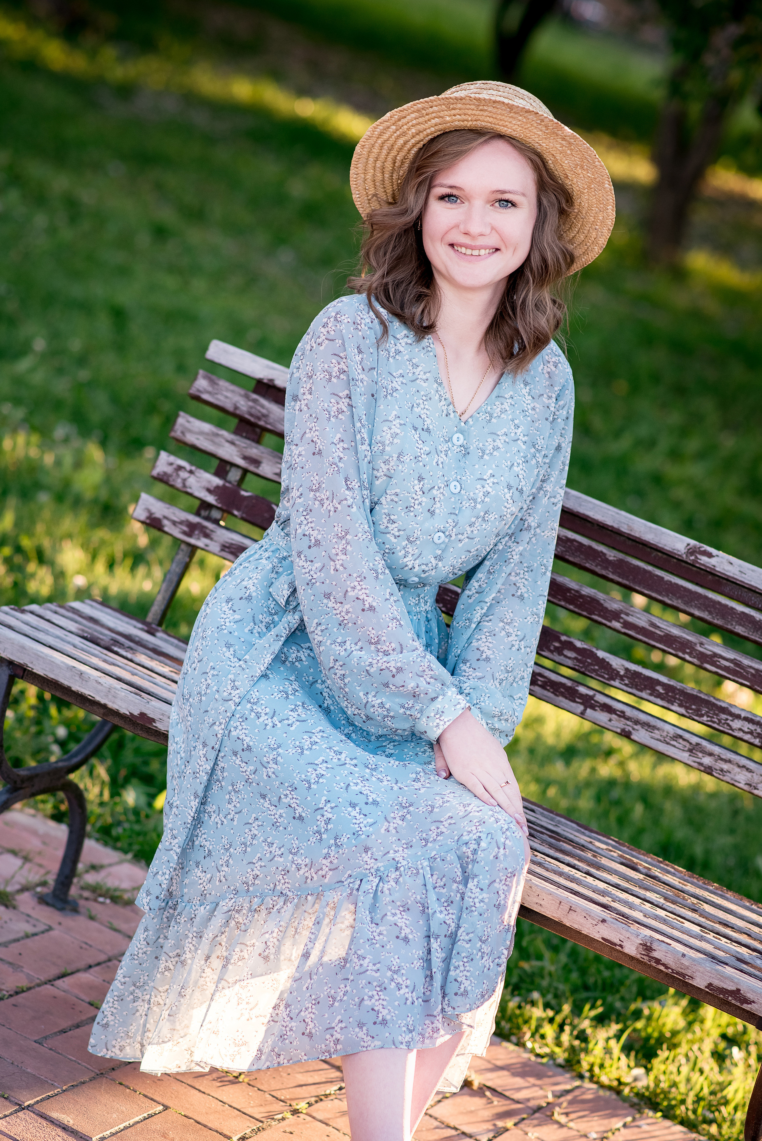 Женский портрет в уличной локации. Детский и семейный фотограф в Йошкар-Оле Светлана Кропочева