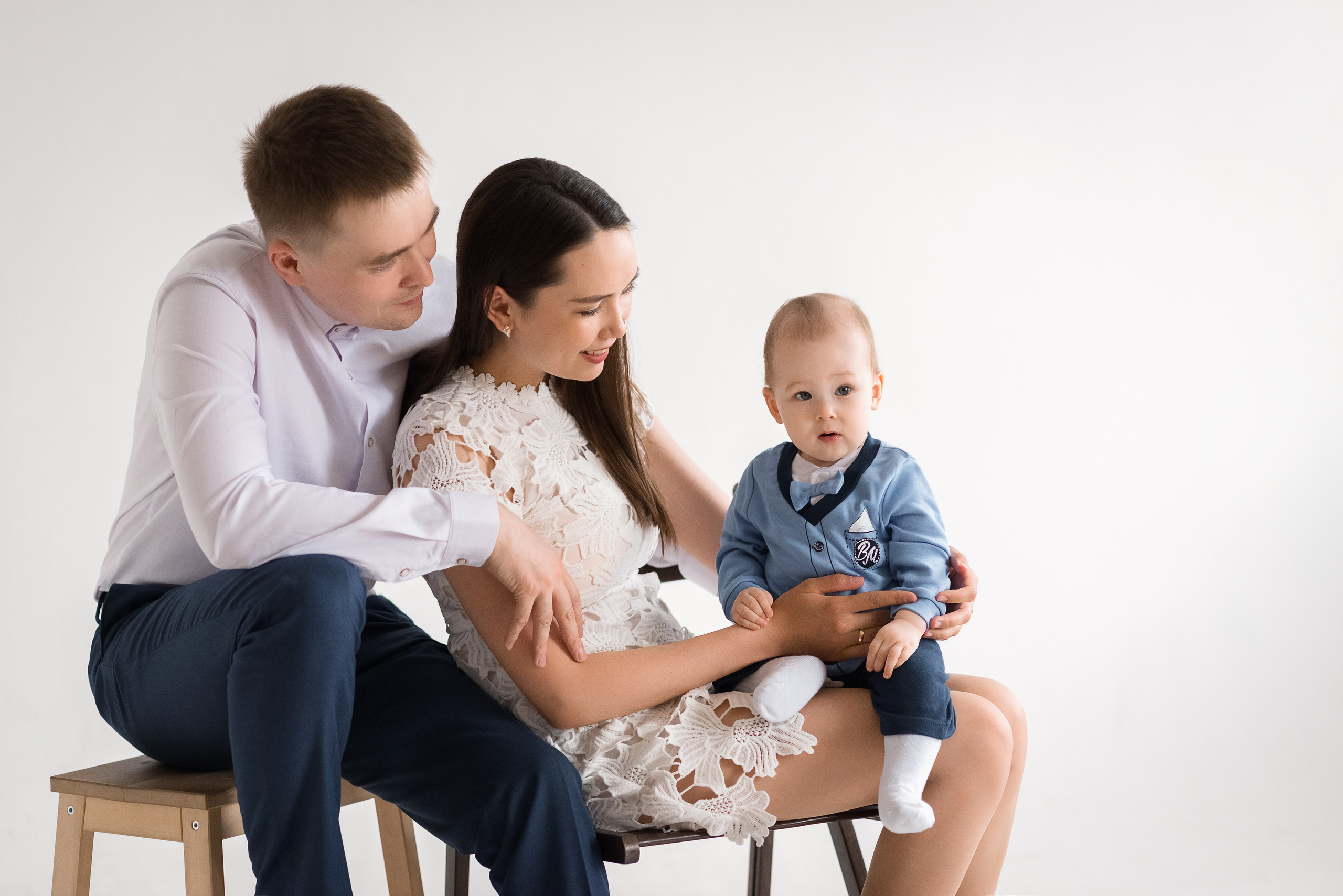 Семейная съемка в студии папа мама и малыш. Детский и семейный фотограф в Йошкар-Оле Светлана Кропочева