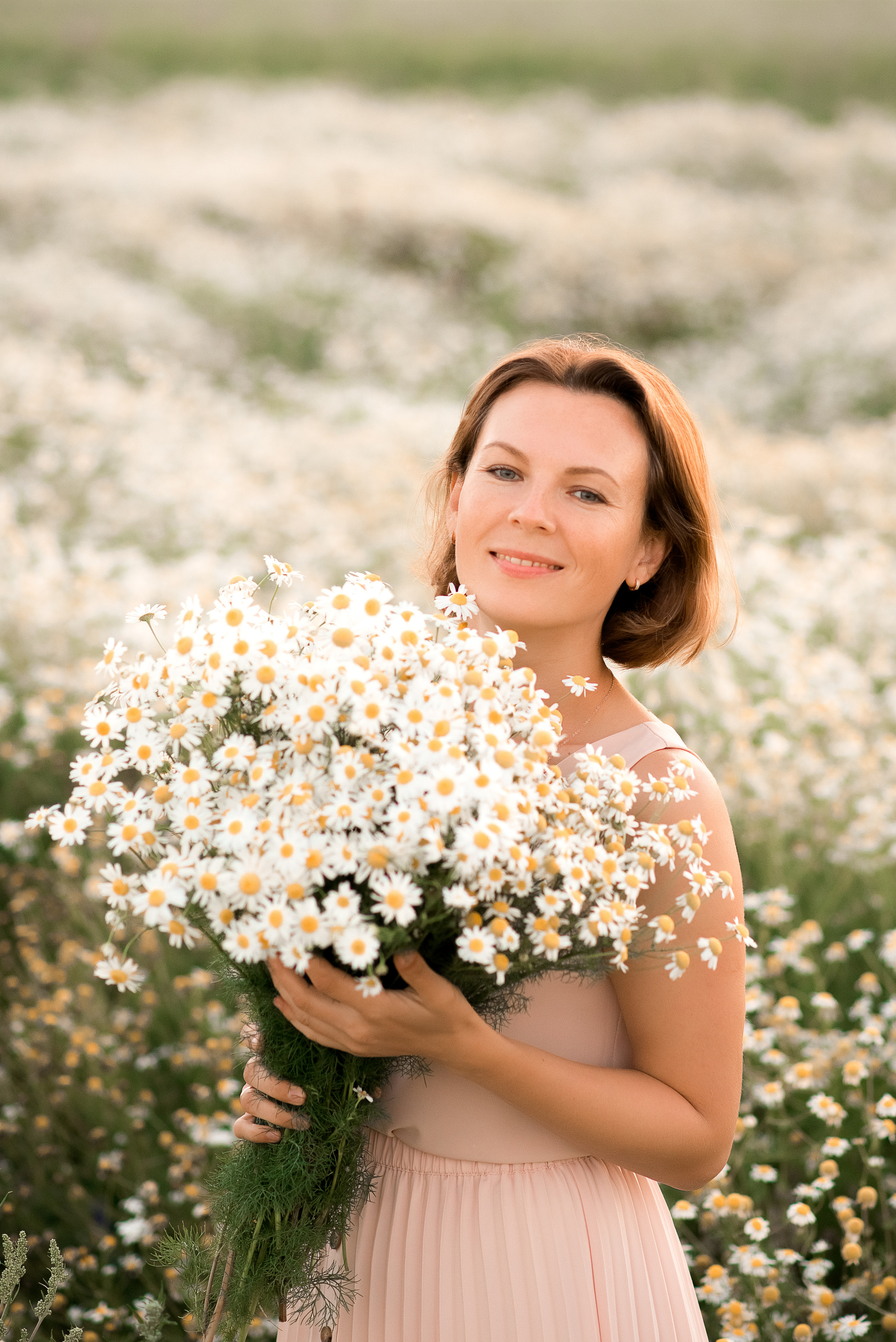 Женский портрет в уличной локации. Детский и семейный фотограф в Йошкар-Оле Светлана Кропочева