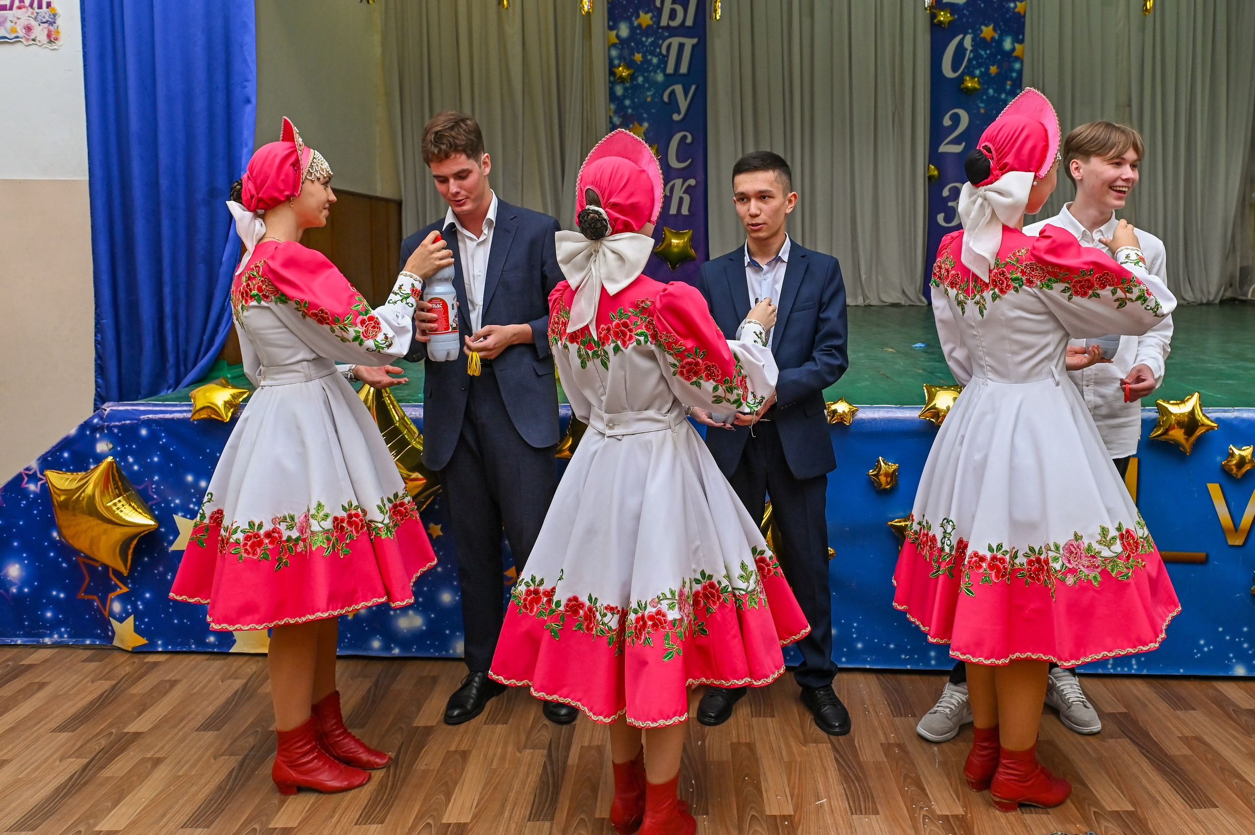 Выпускной 61 школа. Семейный и свадебный фотограф во Владивостоке