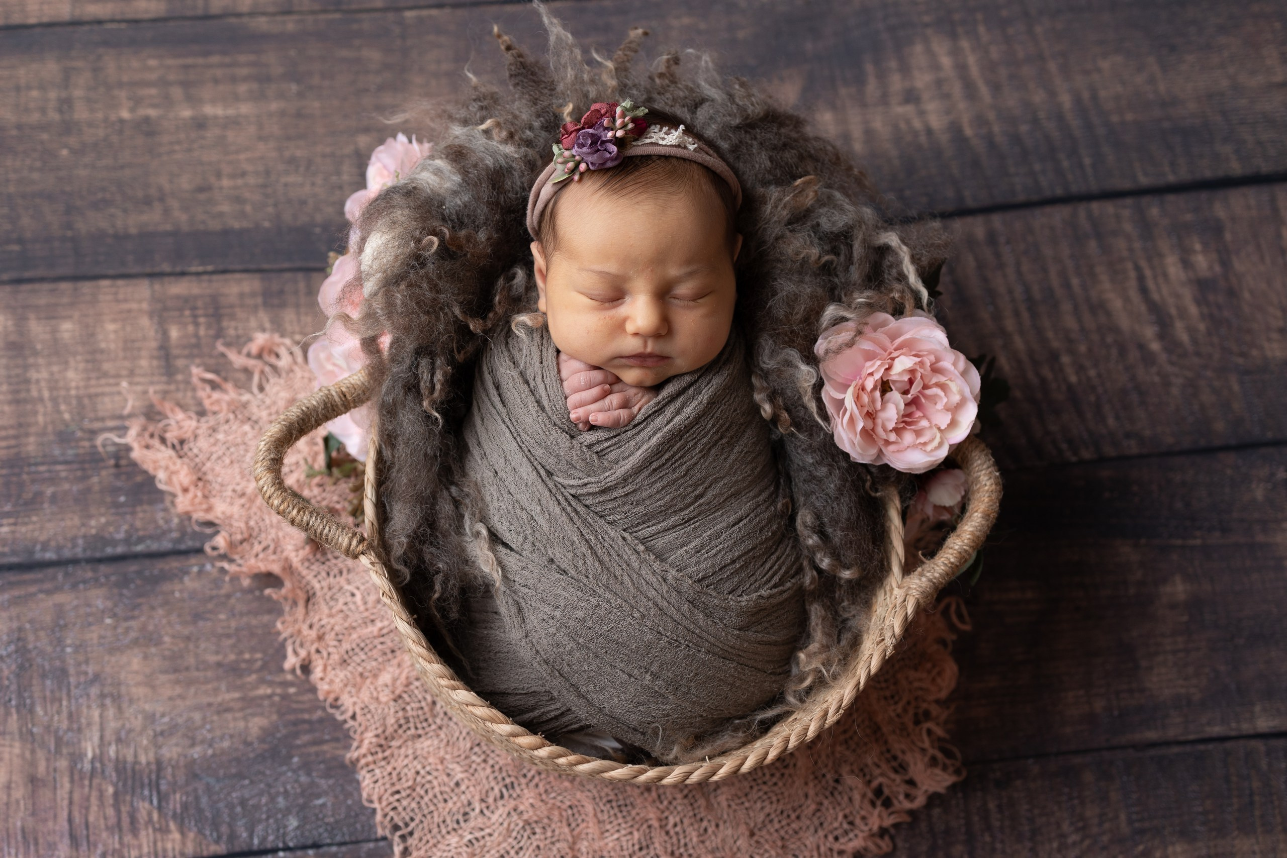 Портфолио Новорожденные - Фотограф новорожденных: искусство запечатлен. Фотограф новорожденных: волшебные моменты первых дней жизни