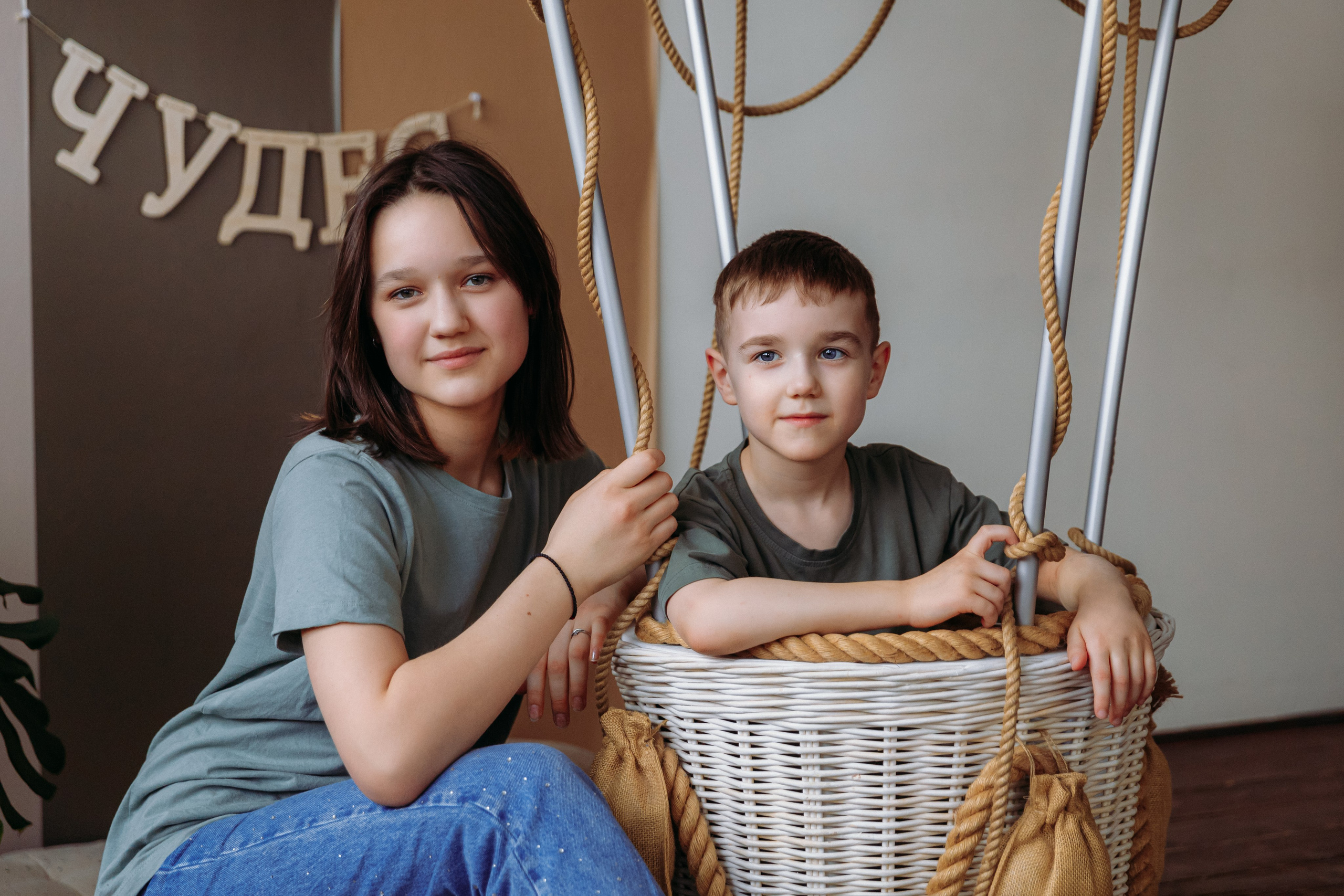 Семейная фотосессия на первый годик. Семейный и детский фотограф в Мурманске Карина Березина