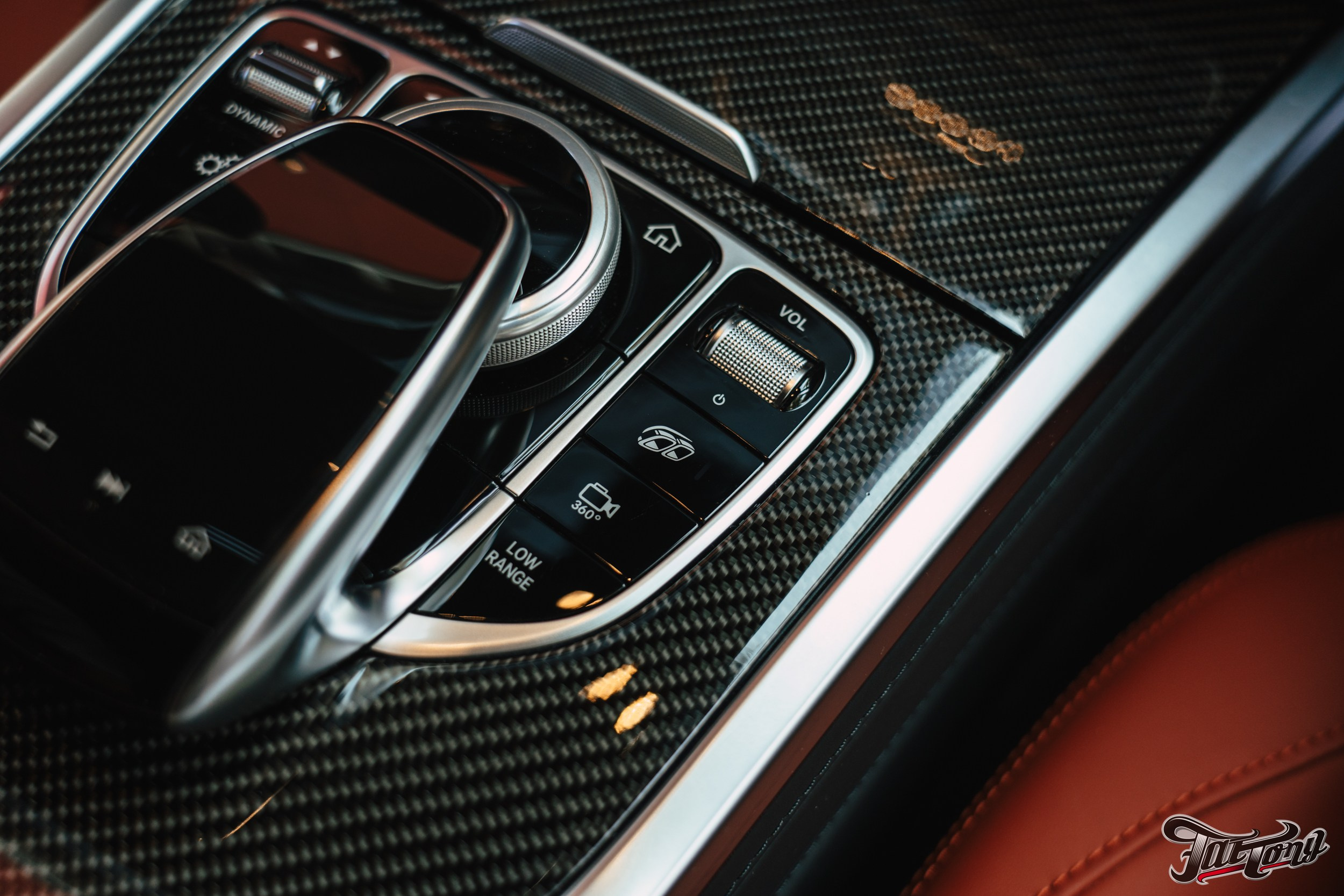 Mercedes G-class выхлопная система с 2мя режимами громкости. DeLorein