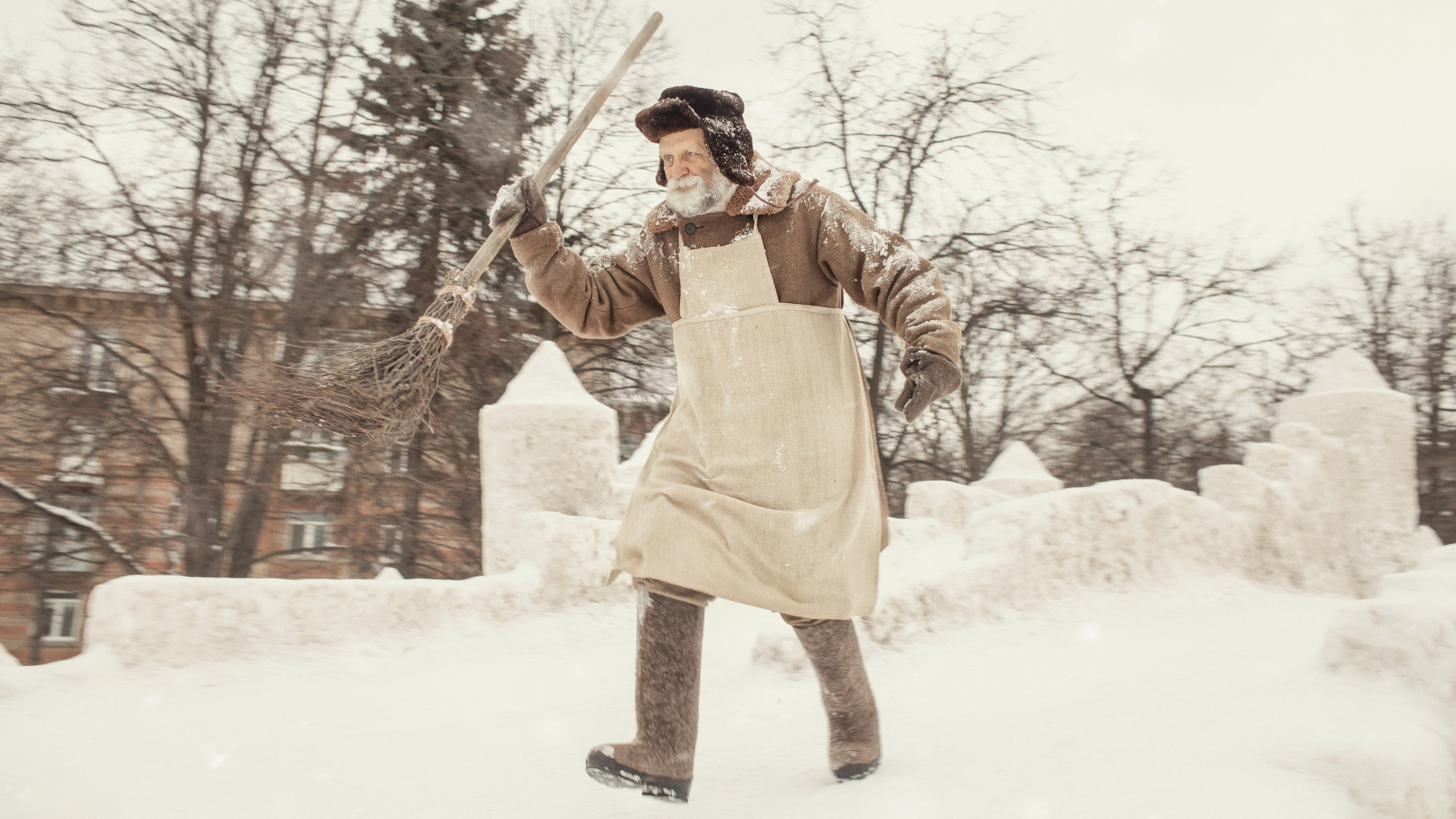 Старый двор. Фотограф и режиссер Сергей Спирин. Москва