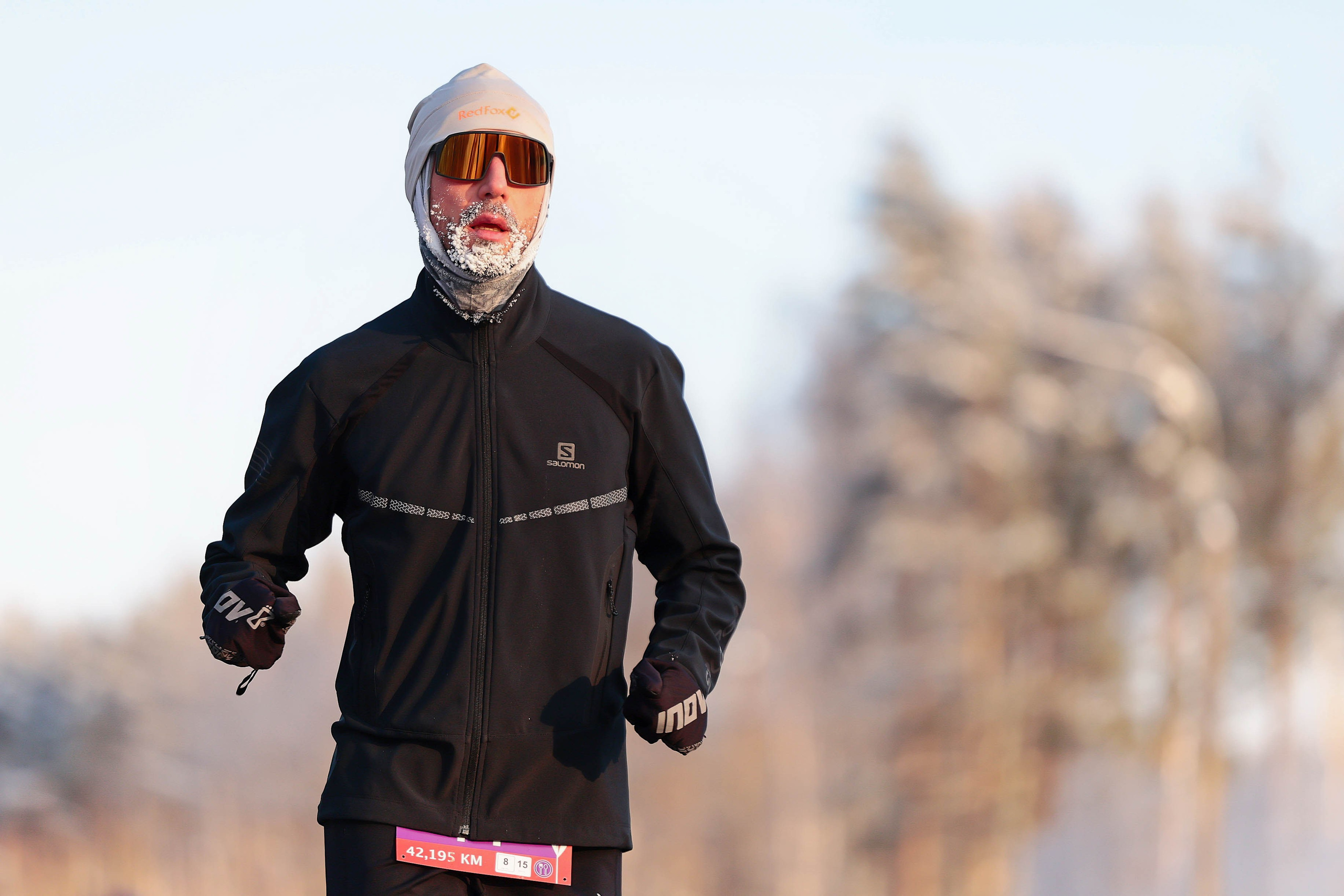 Зимний марафон «Дорога жизни» 2026. Спортивный фотограф в Санкт-Петербурге Илья Vacool