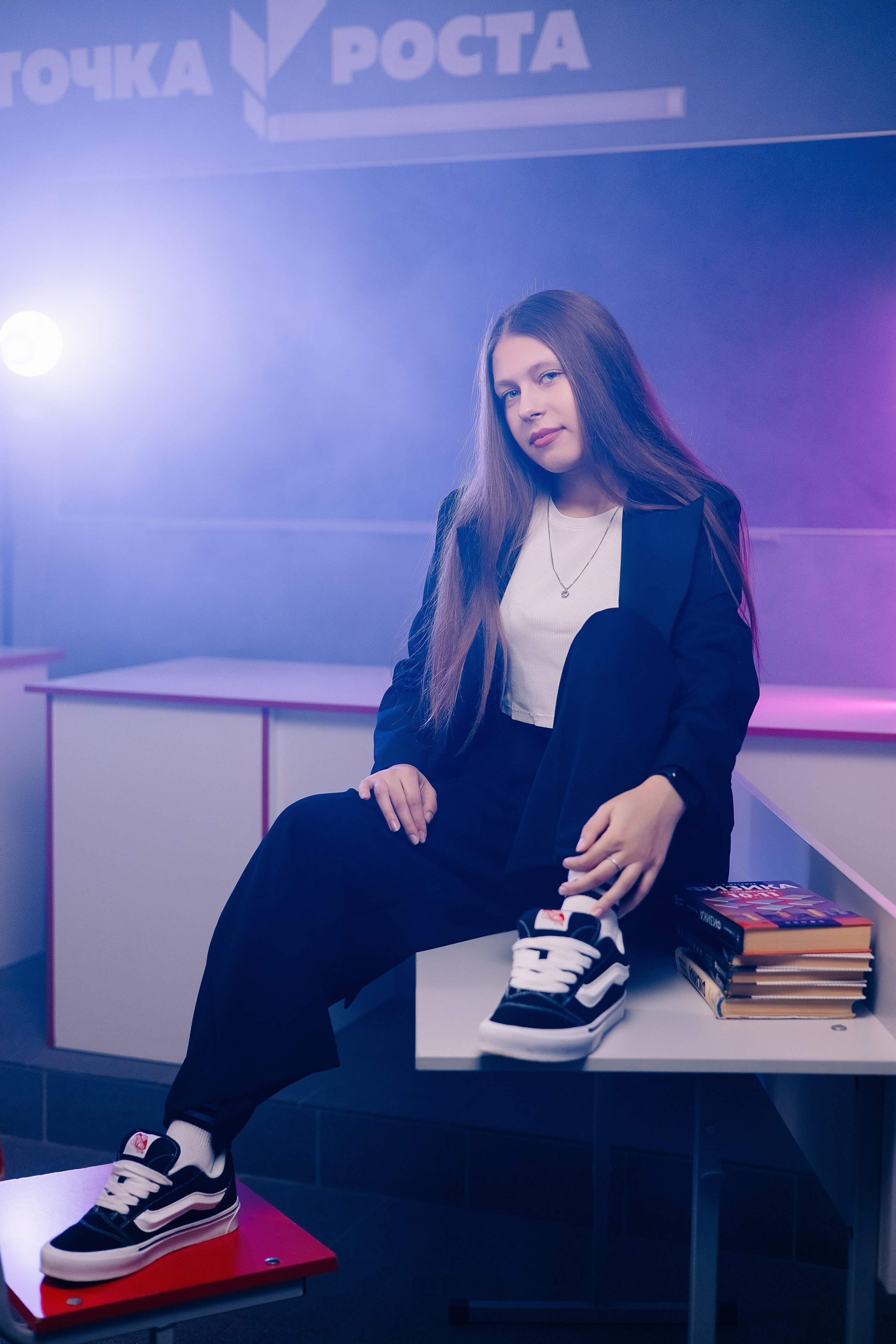 Индивидуальная фотосессия для 11 «Б» класса в 2025 году | Пущино. Выпускные альбомы в Серпухове