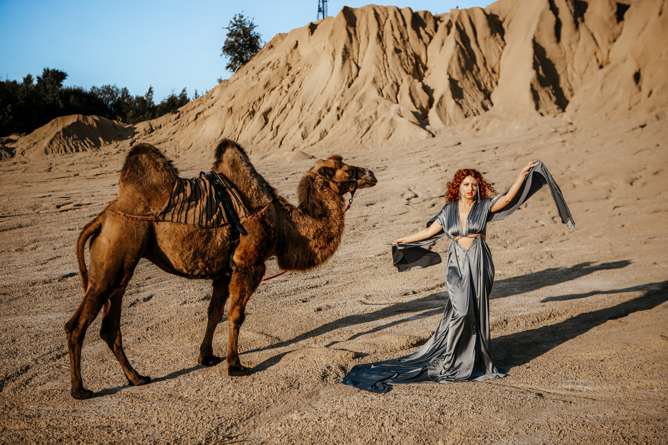 Девушки с верблюдом. Elena Sova — семейный и женский фотограф в Санкт-Петербурге