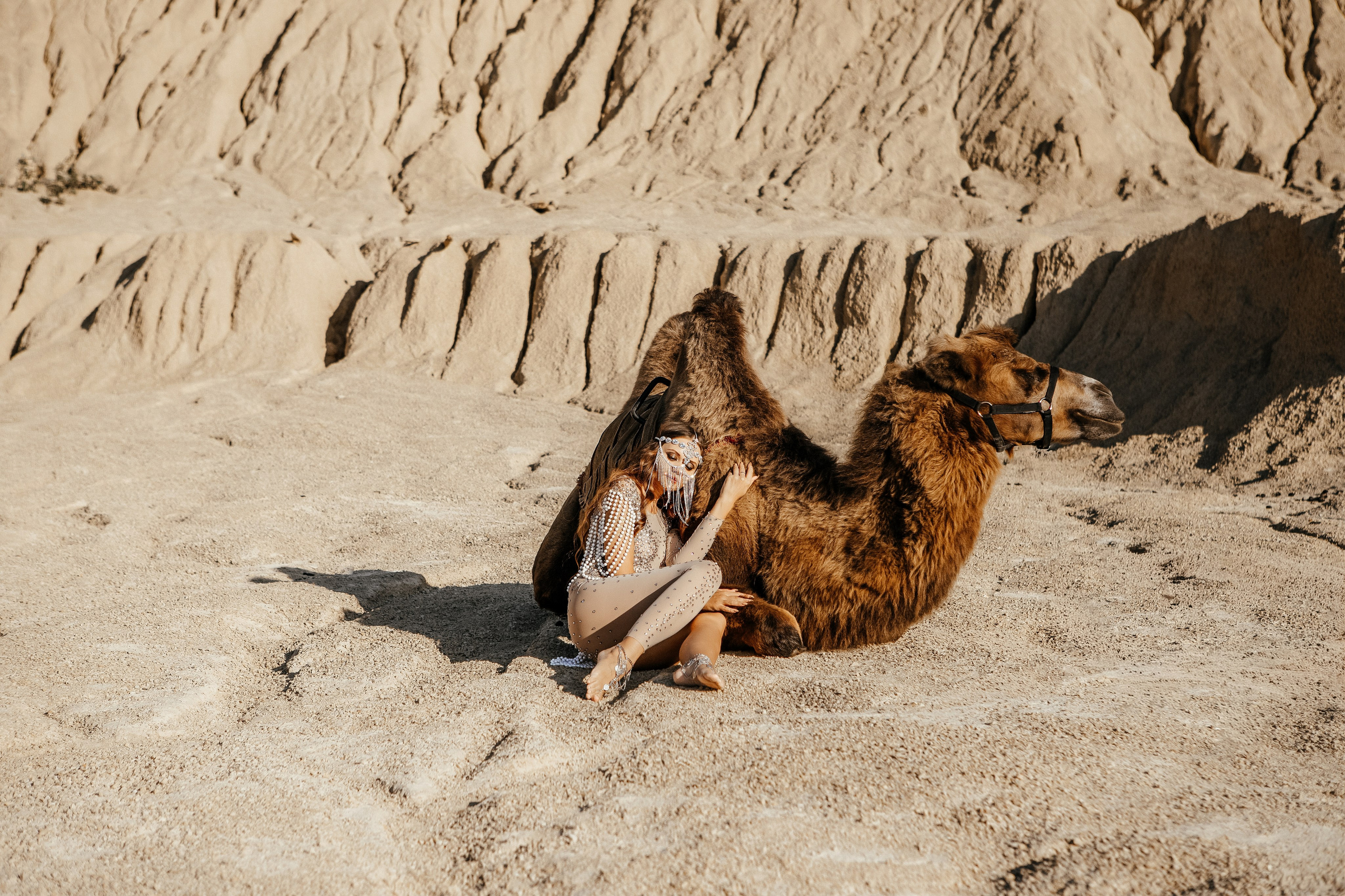 Девушки с верблюдом. Elena Sova — семейный и женский фотограф в Санкт-Петербурге