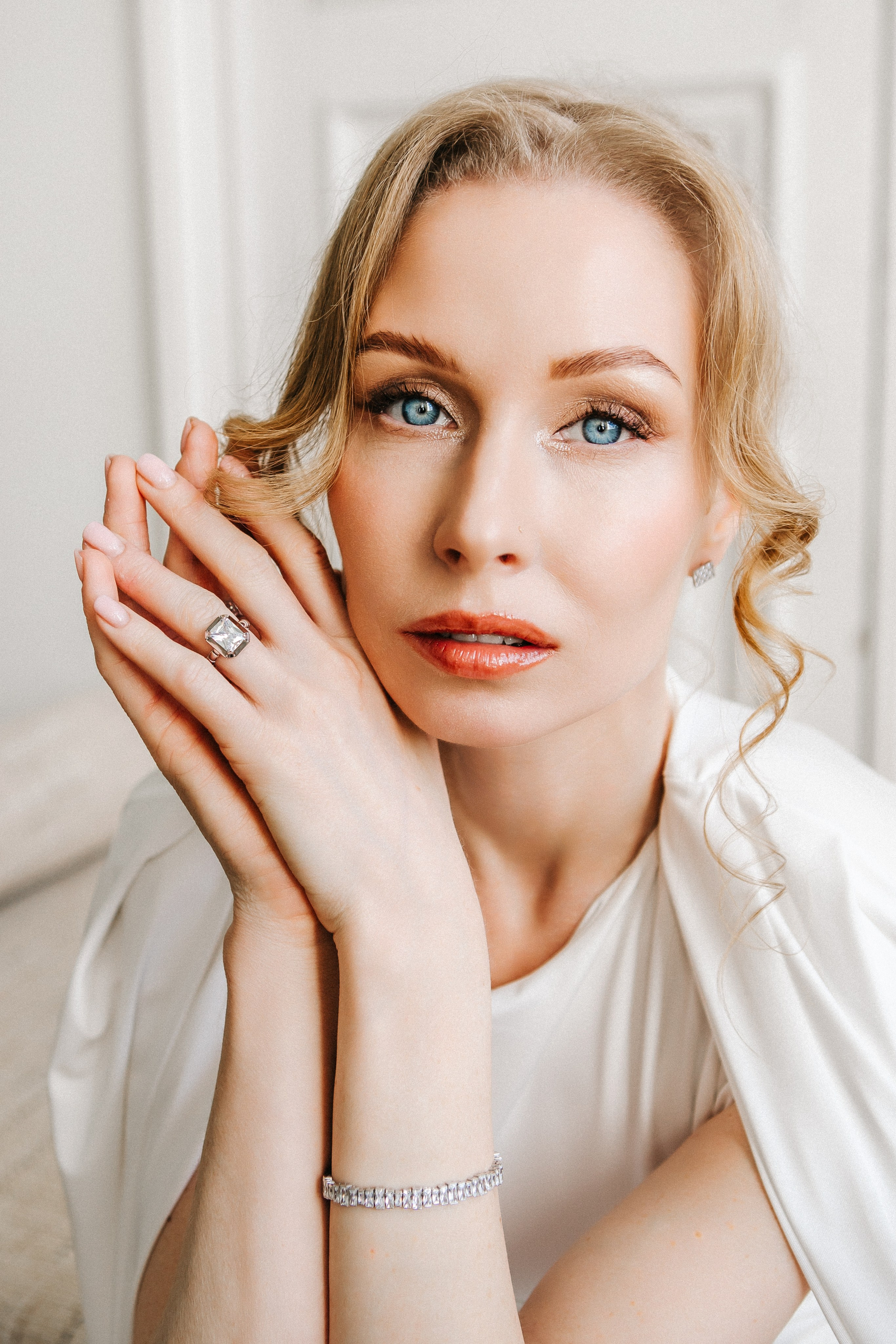 Ксения — украшения. Elena Sova — семейный и женский фотограф в Санкт-Петербурге