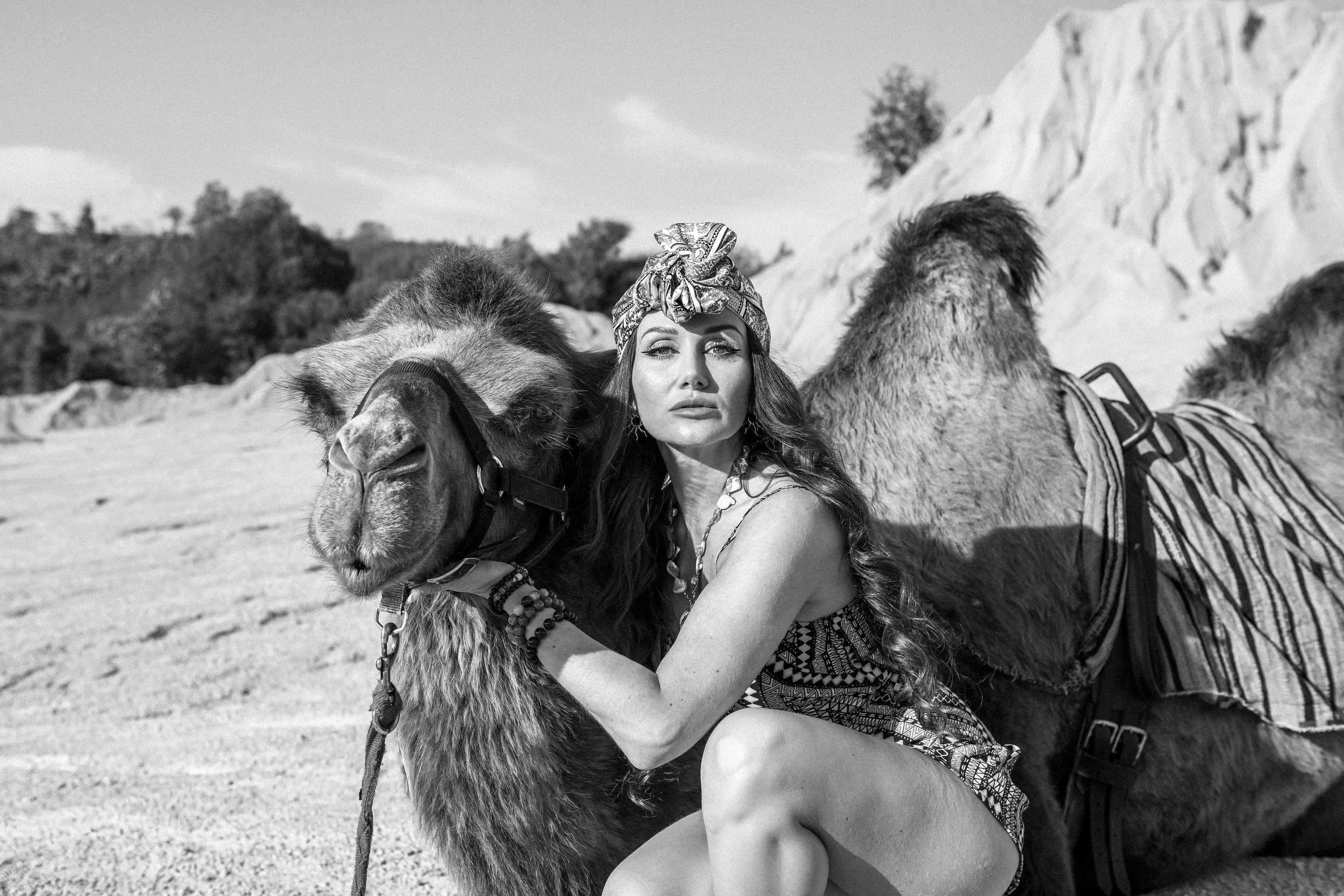 Девушки с верблюдом. Elena Sova — семейный и женский фотограф в Санкт-Петербурге